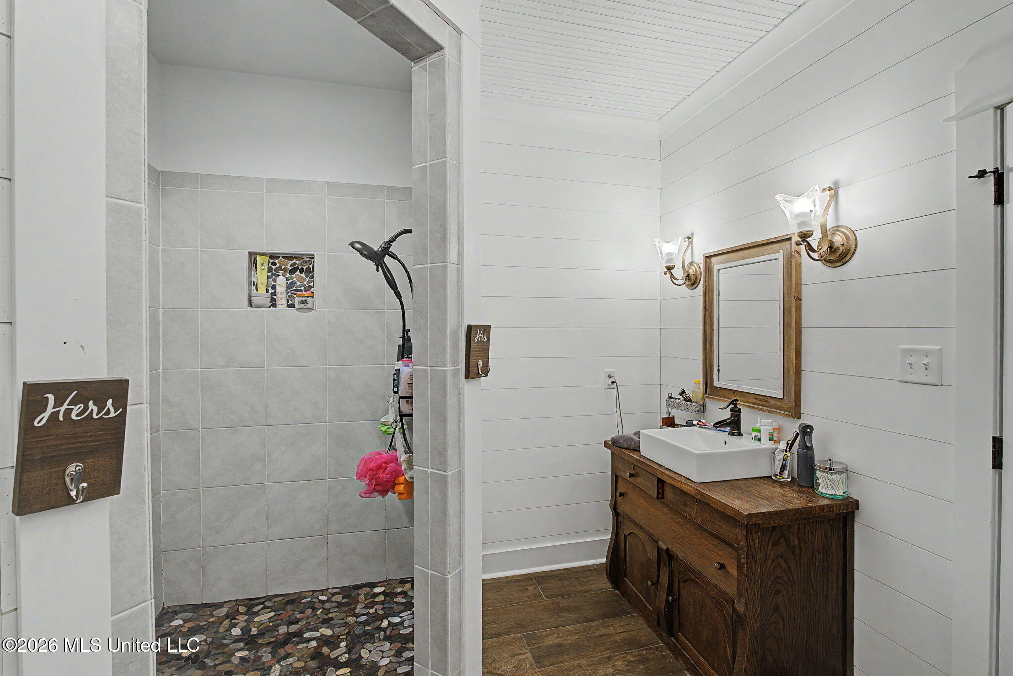 5665 Mcingvale Road Property Photo 23