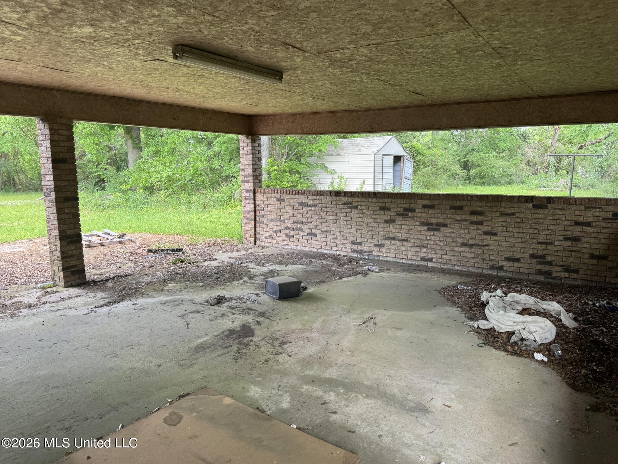912 Summit Street Property Photo 8