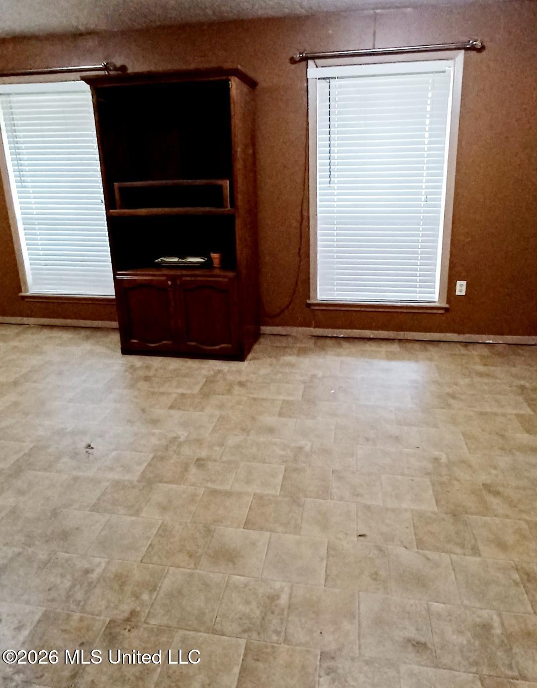 105 Hartfield Place Property Photo 9