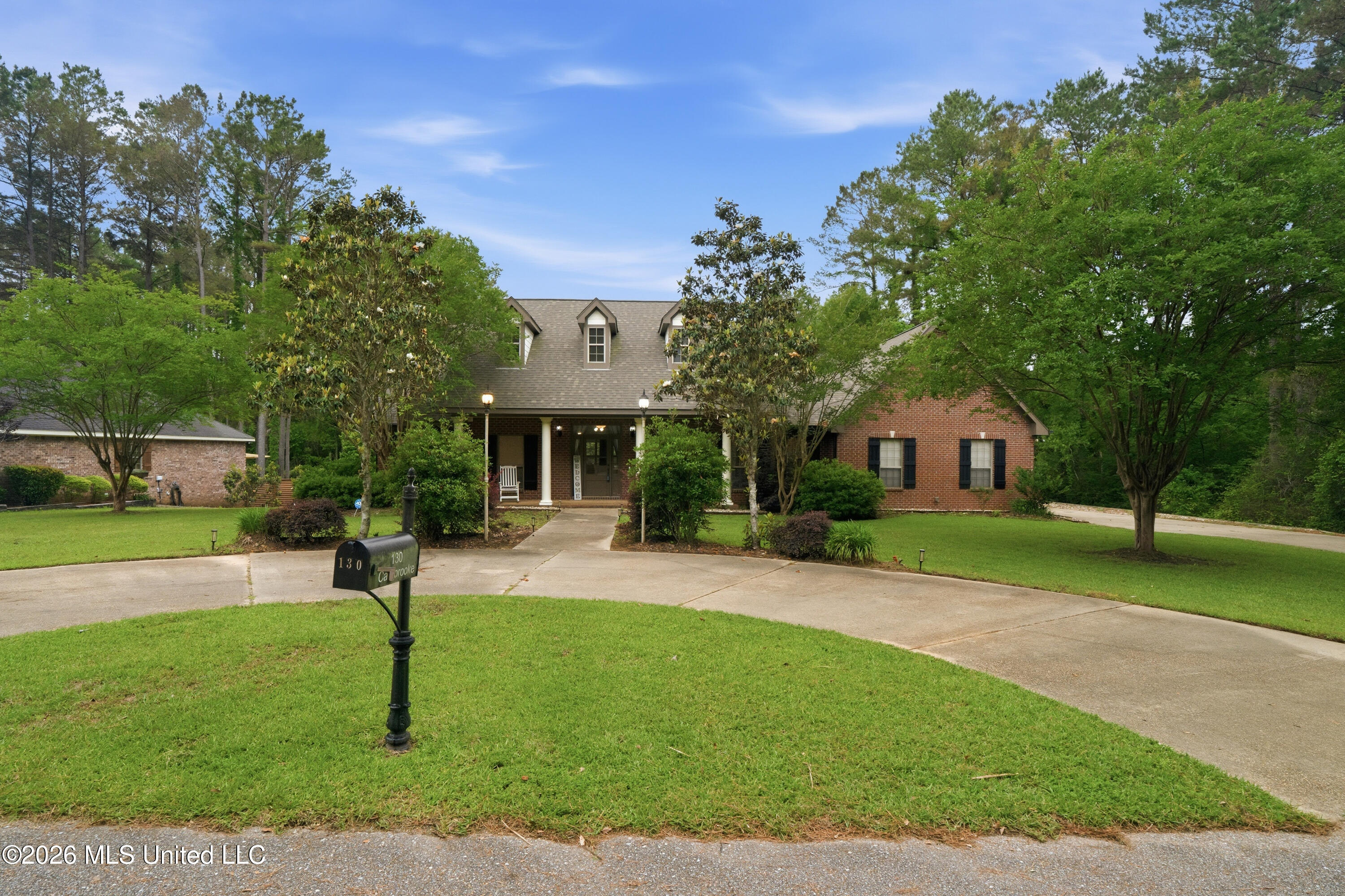 130 Cambrooke Property Photo 4