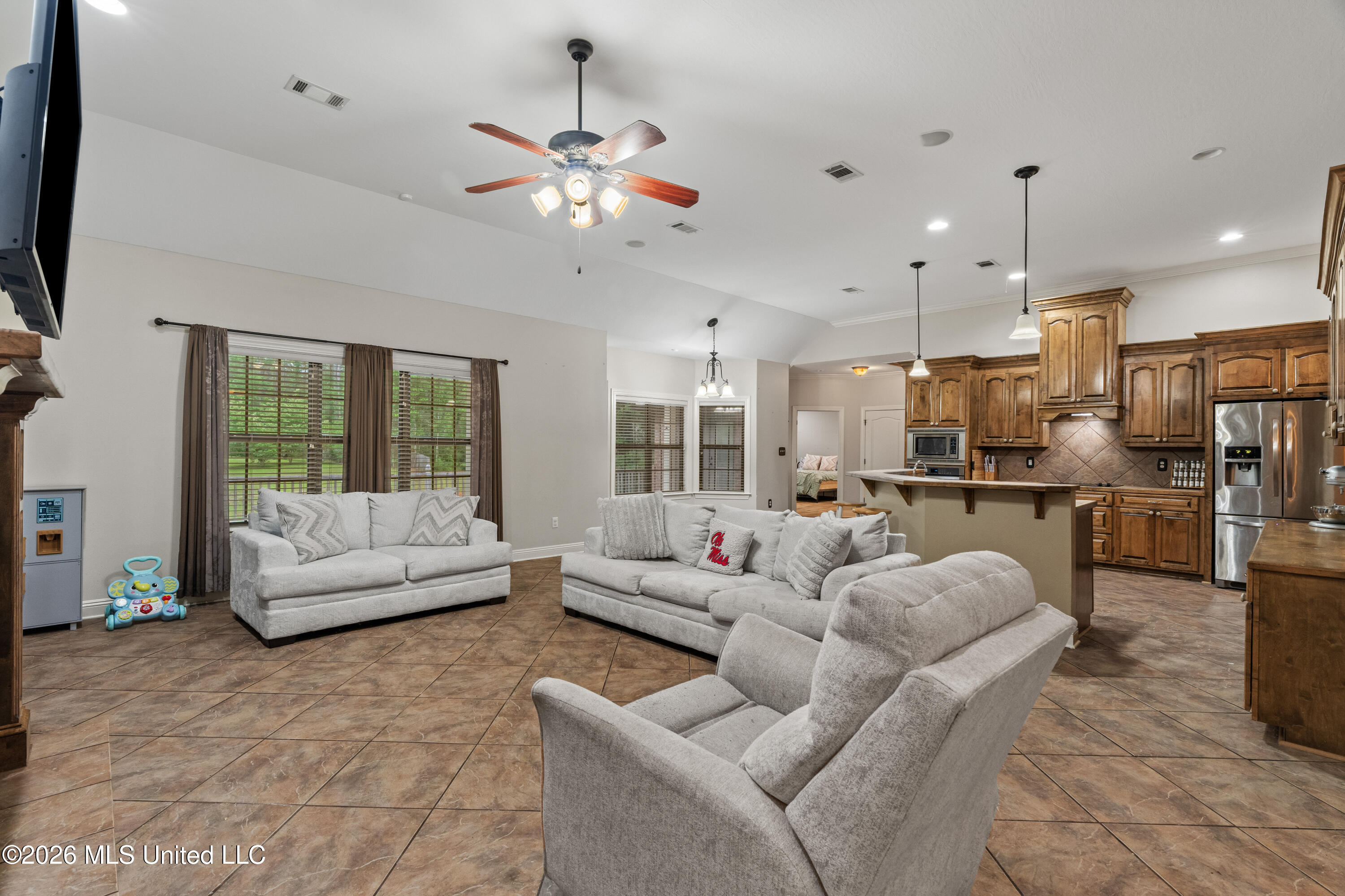 130 Cambrooke Property Photo 13
