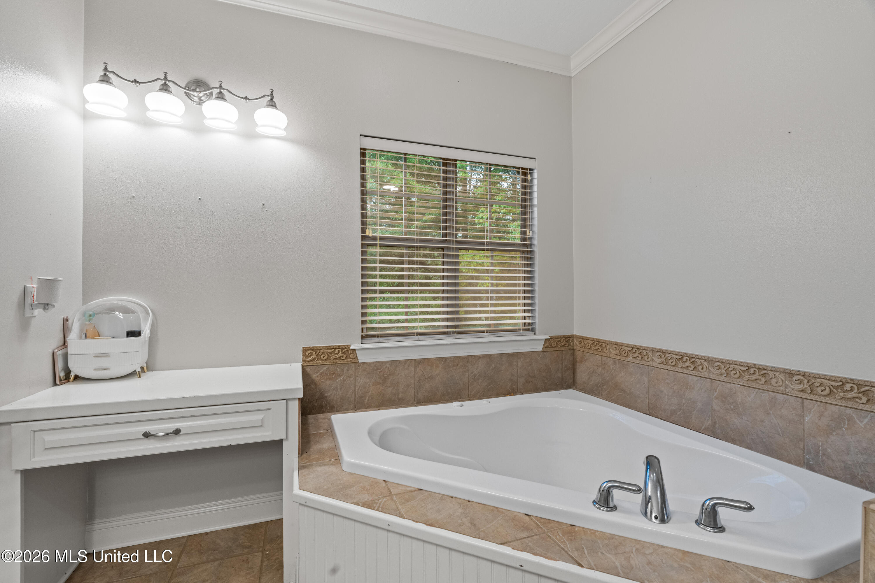 130 Cambrooke Property Photo 27