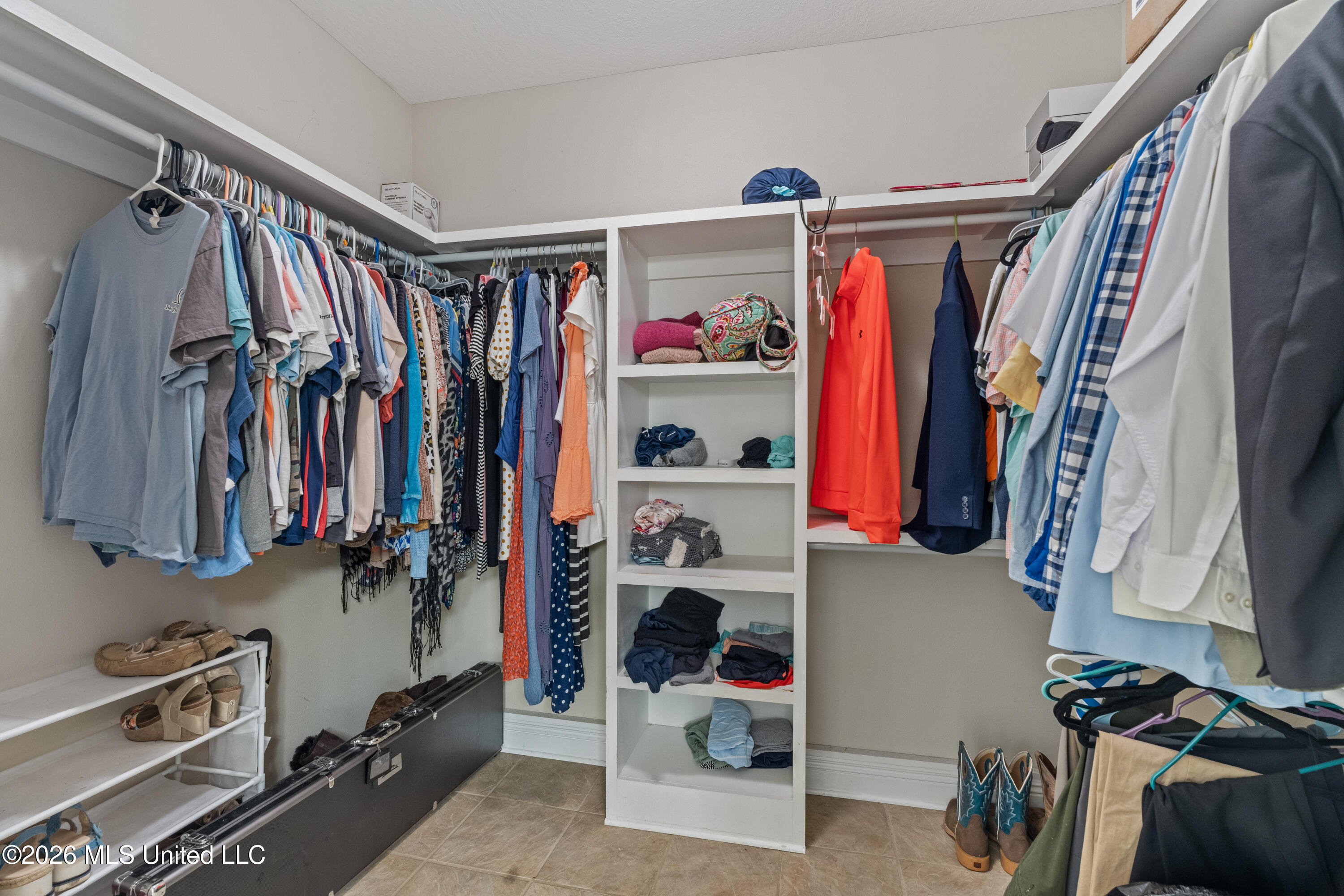 130 Cambrooke Property Photo 29