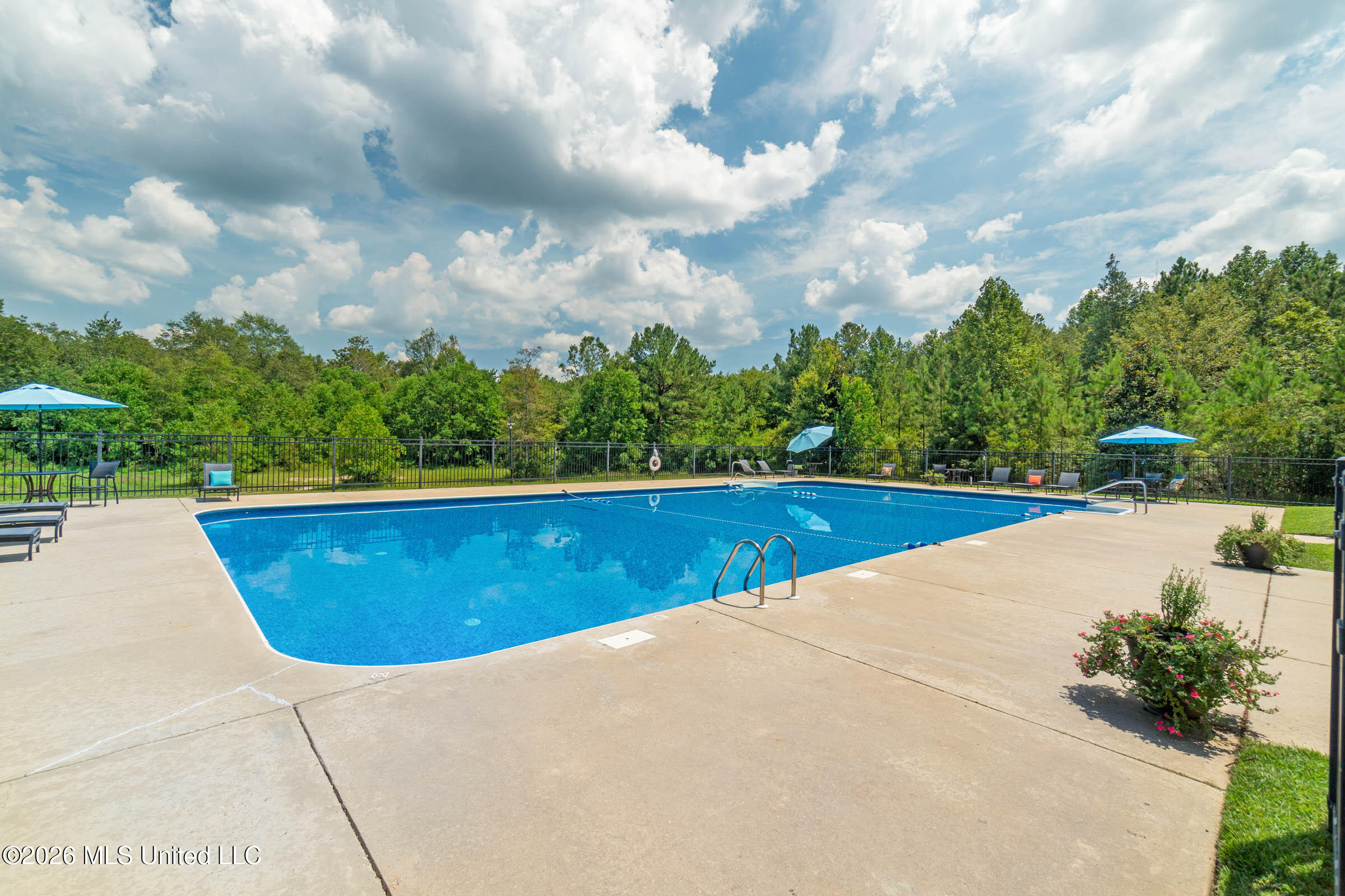 130 Cambrooke Property Photo 65