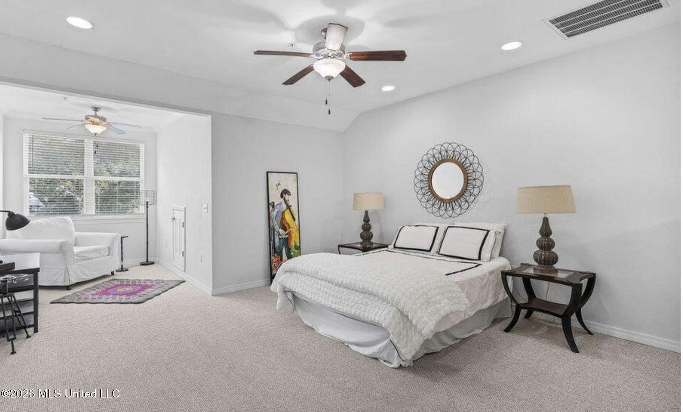 1282 W Beach Boulevard Property Photo 12
