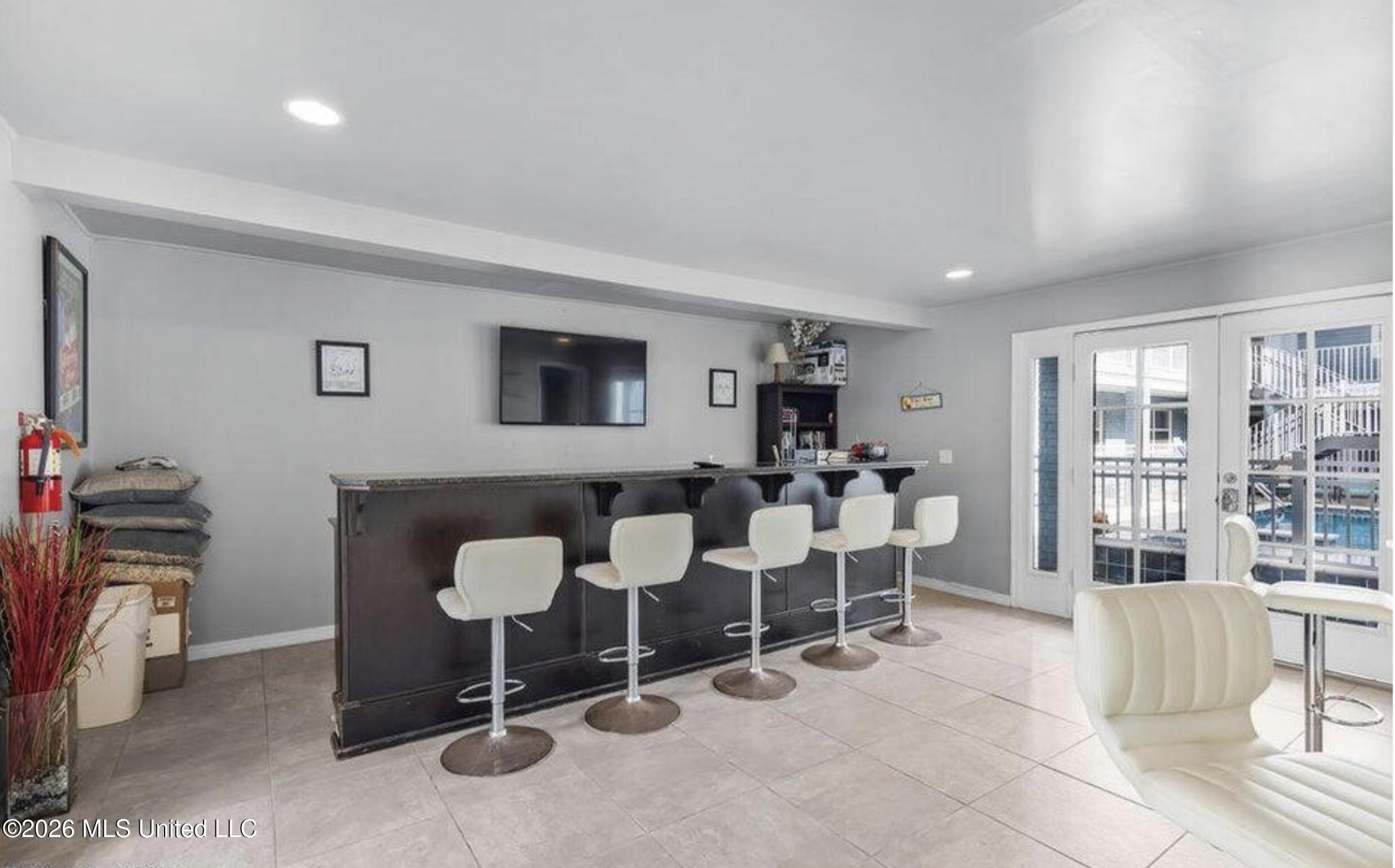 1282 W Beach Boulevard Property Photo 20