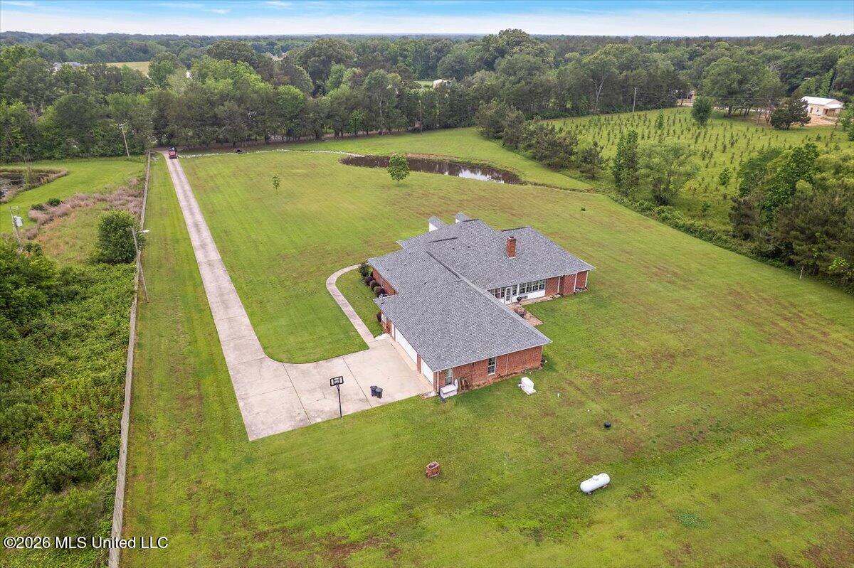 136 Mccullough Lane Property Photo 2