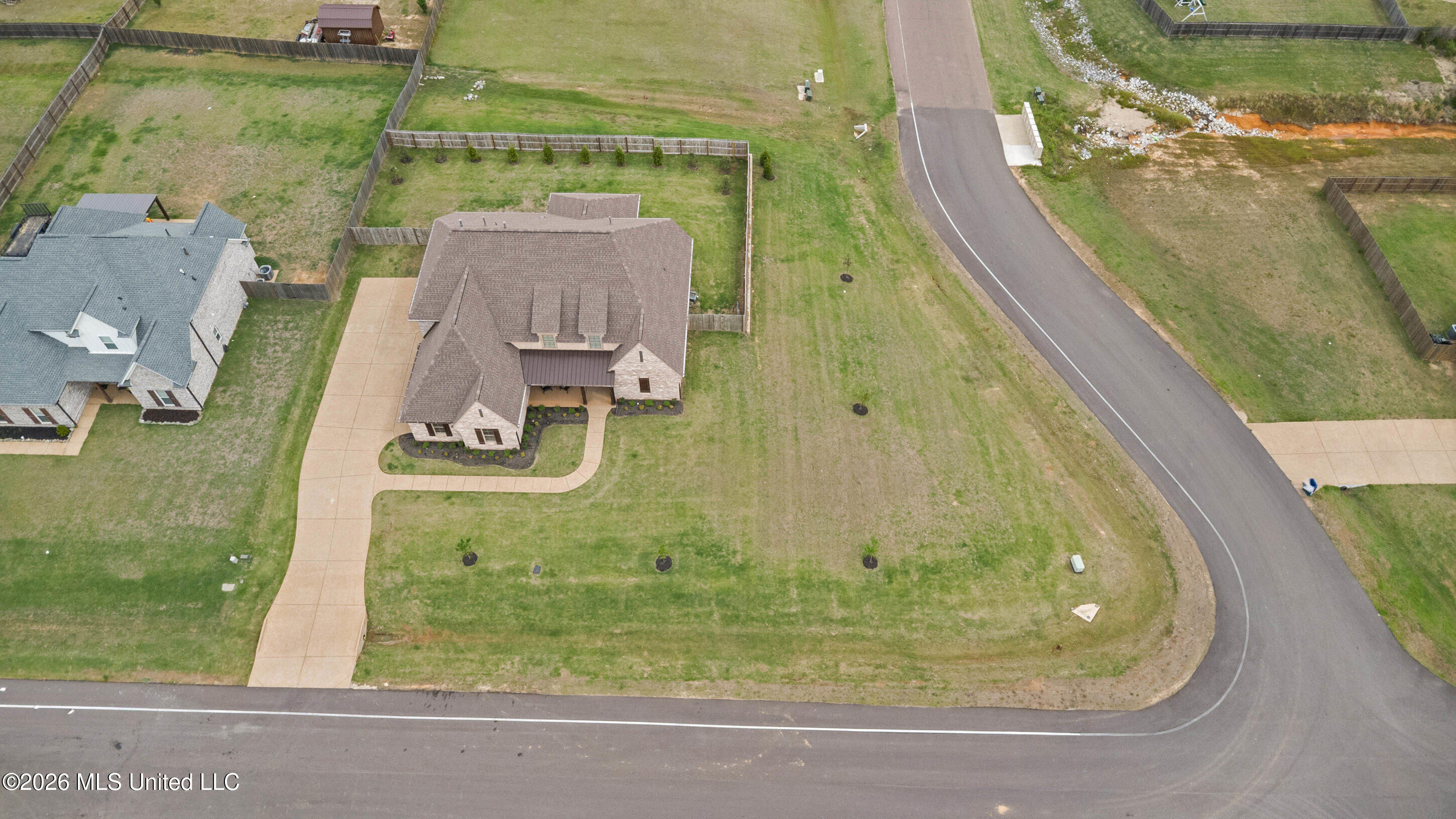 4300 Brooke Drive Property Photo 35