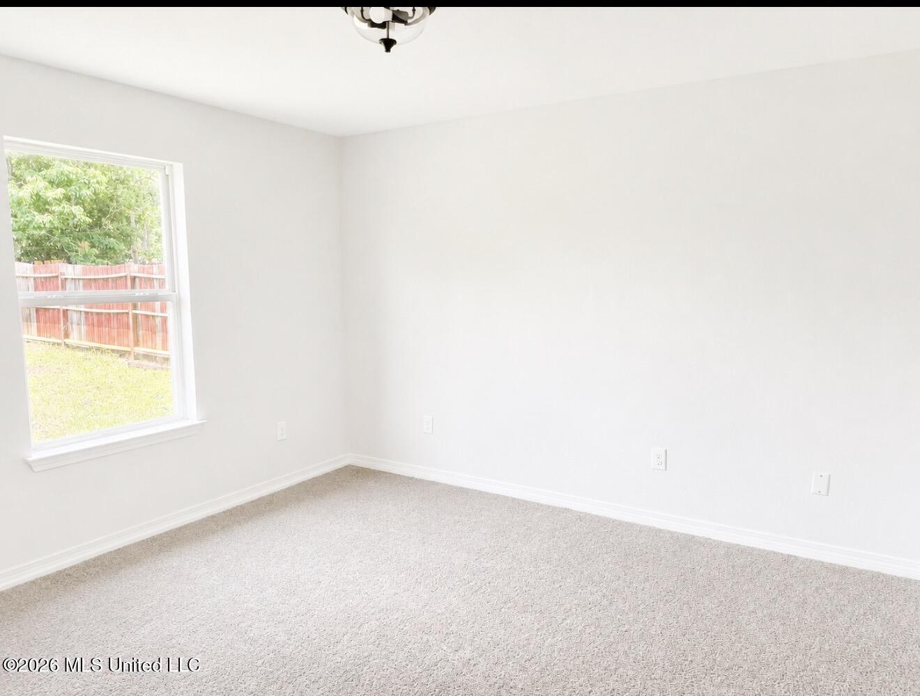 8122 Longwood Drive Property Photo 16