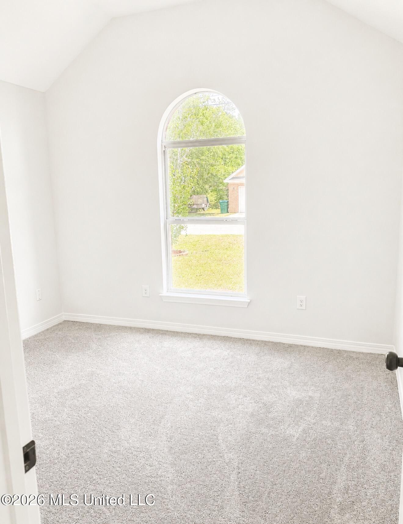 8122 Longwood Drive Property Photo 17