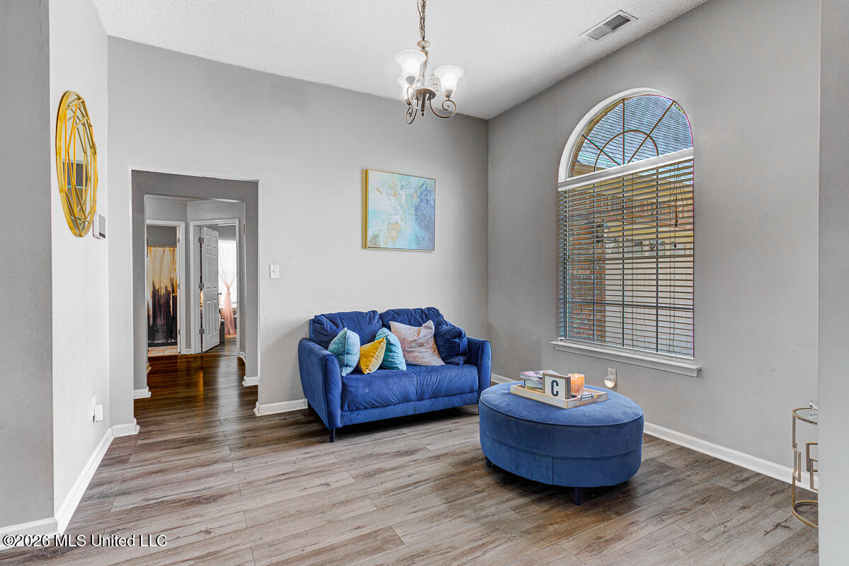 3141 Peachtree Drive Property Photo 4