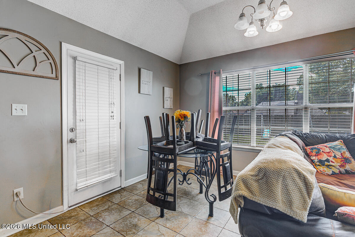 3141 Peachtree Drive Property Photo 10
