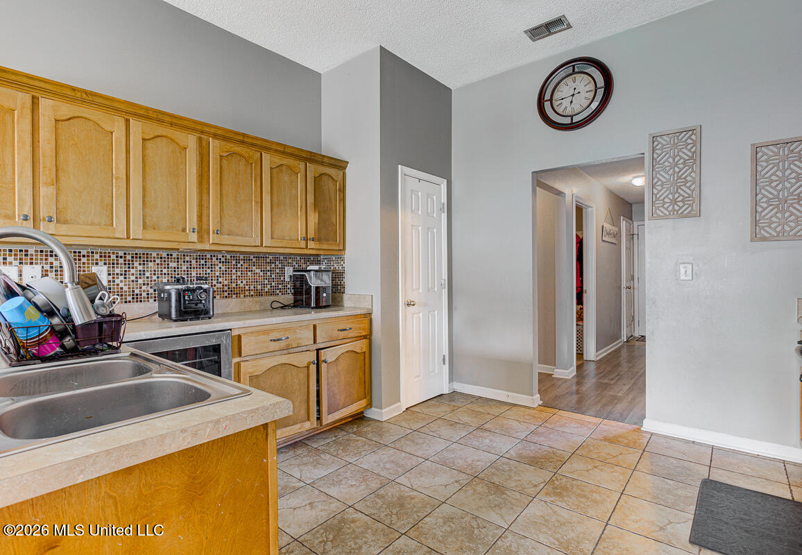 3141 Peachtree Drive Property Photo 17
