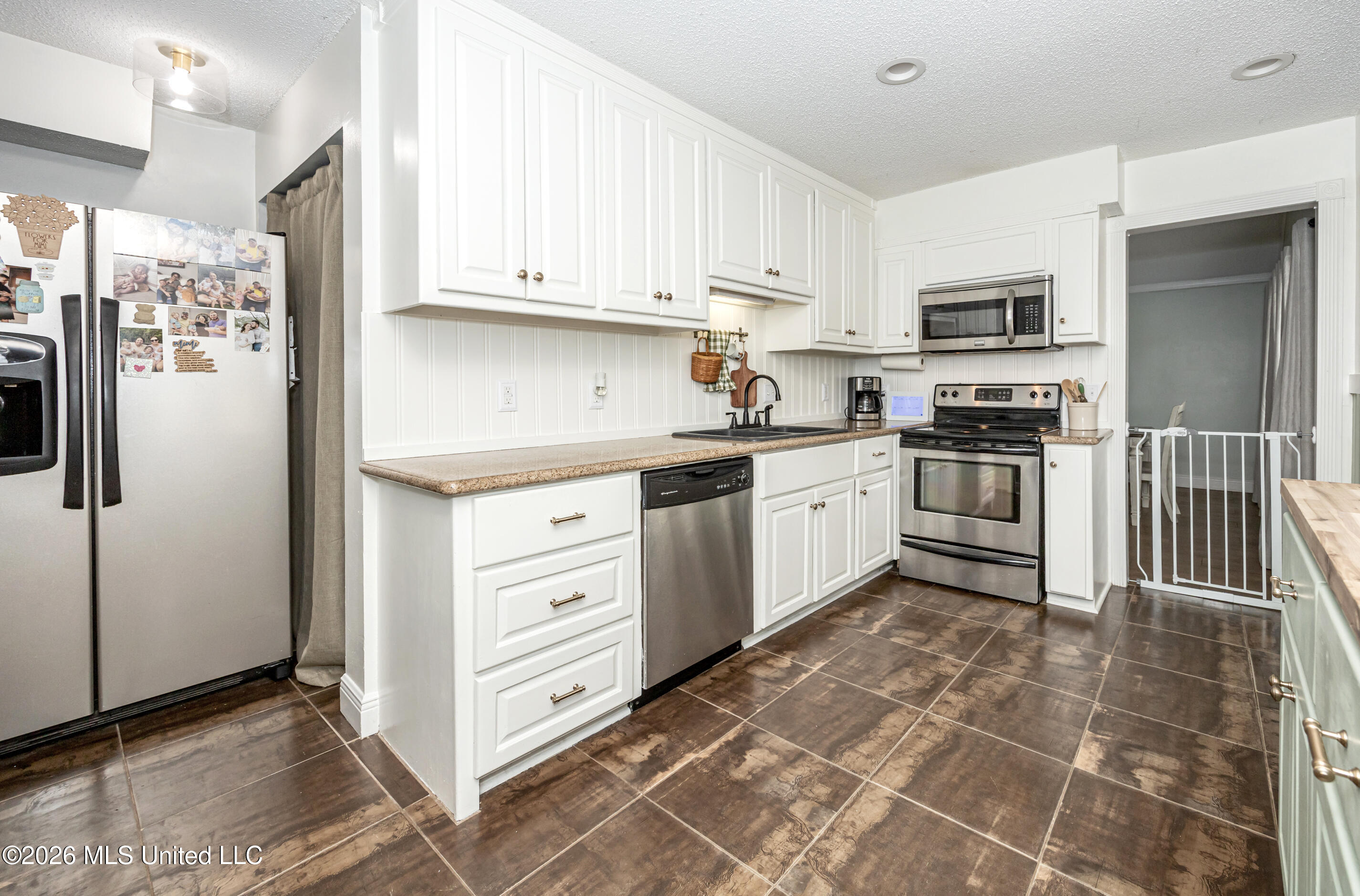 300 Idlewood Drive Property Photo 17