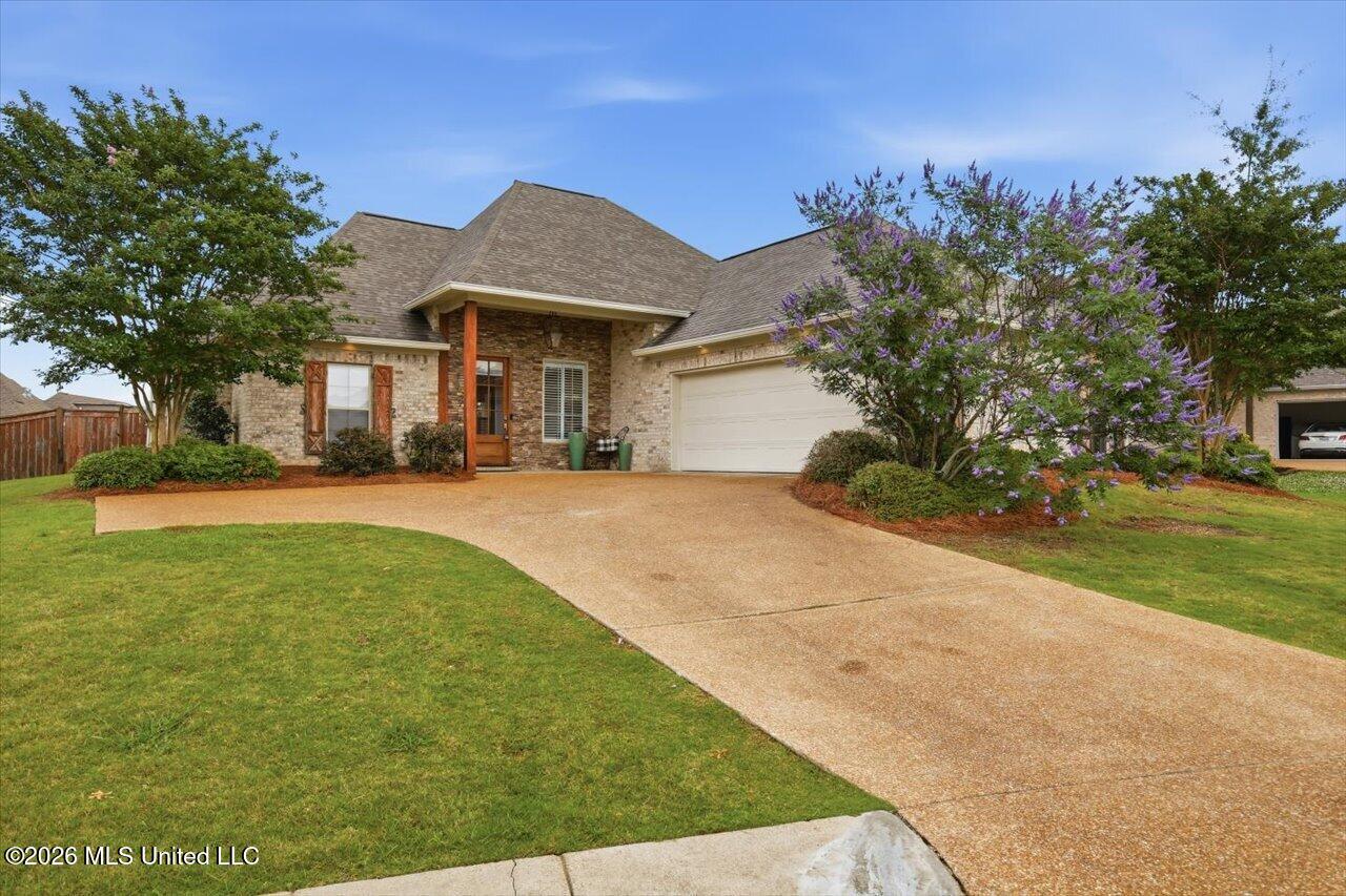414 Emerald Trail Property Photo 1