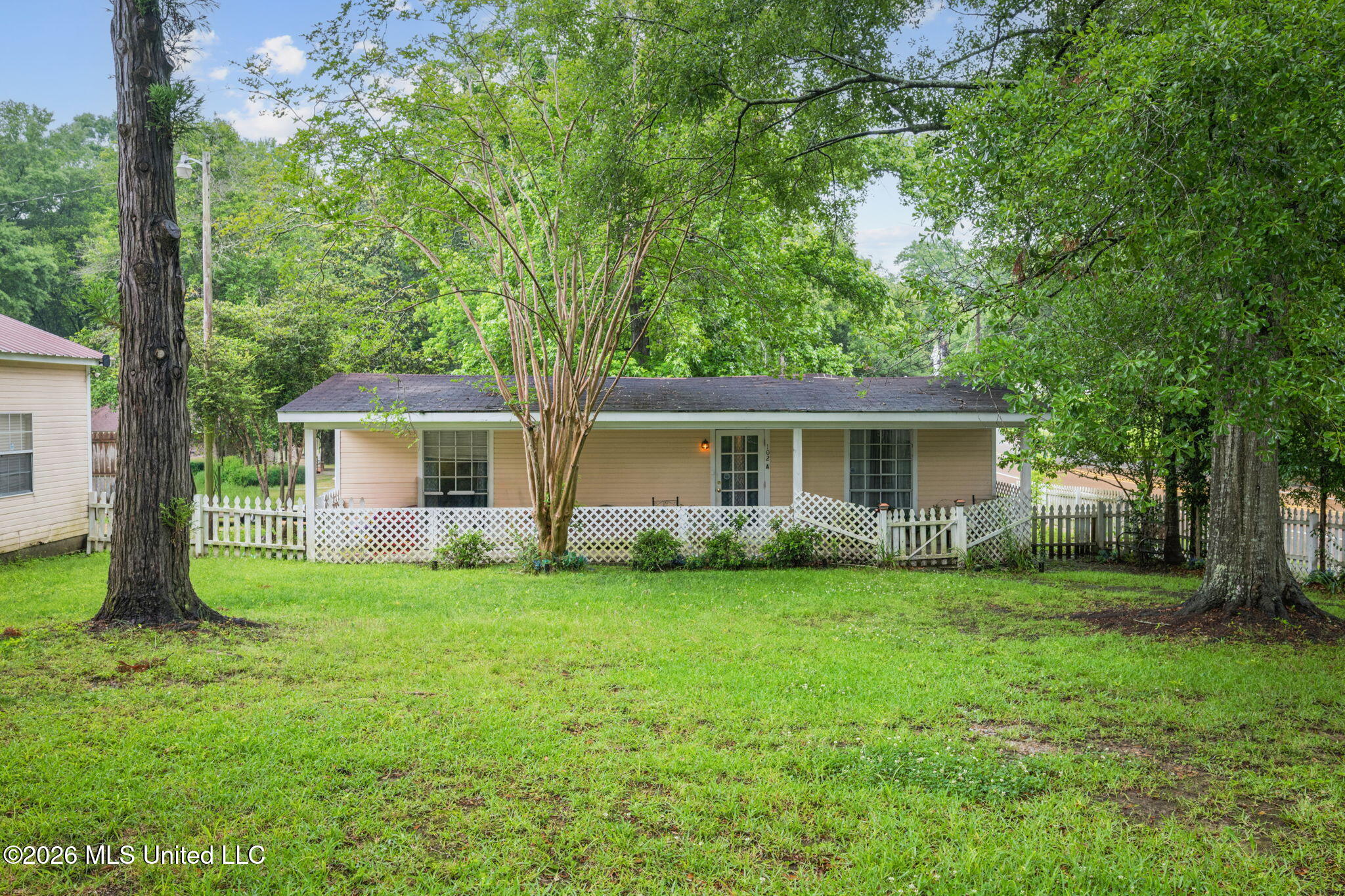 102 W Myrtle Street Property Photo 34