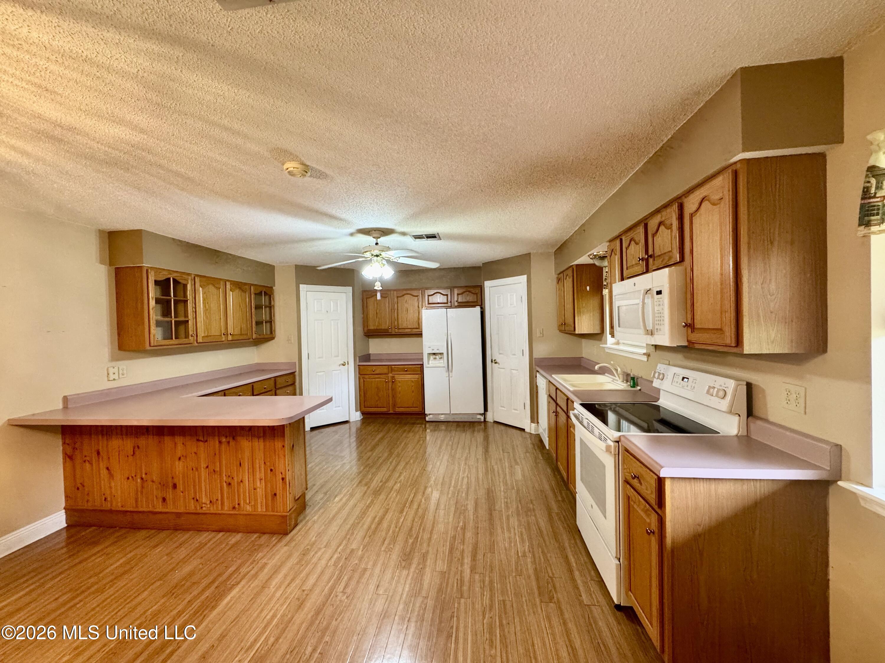 20 C G Smith Road Property Photo 16