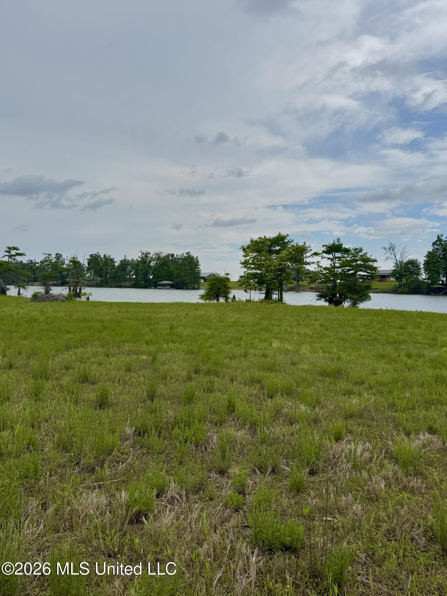 Deerfield Road Property Photo 5