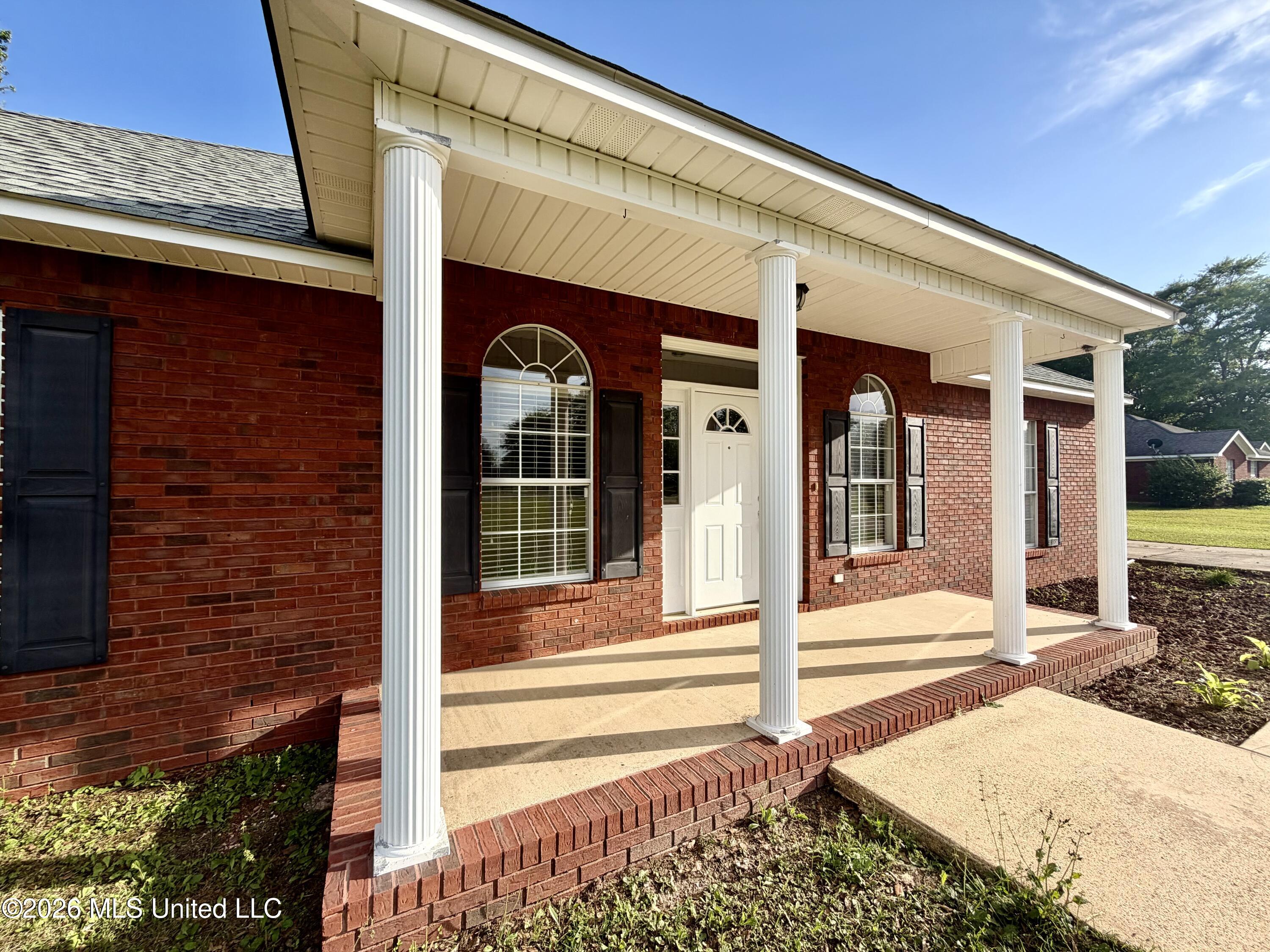 6902 Tanner Williams Road Property Photo 4