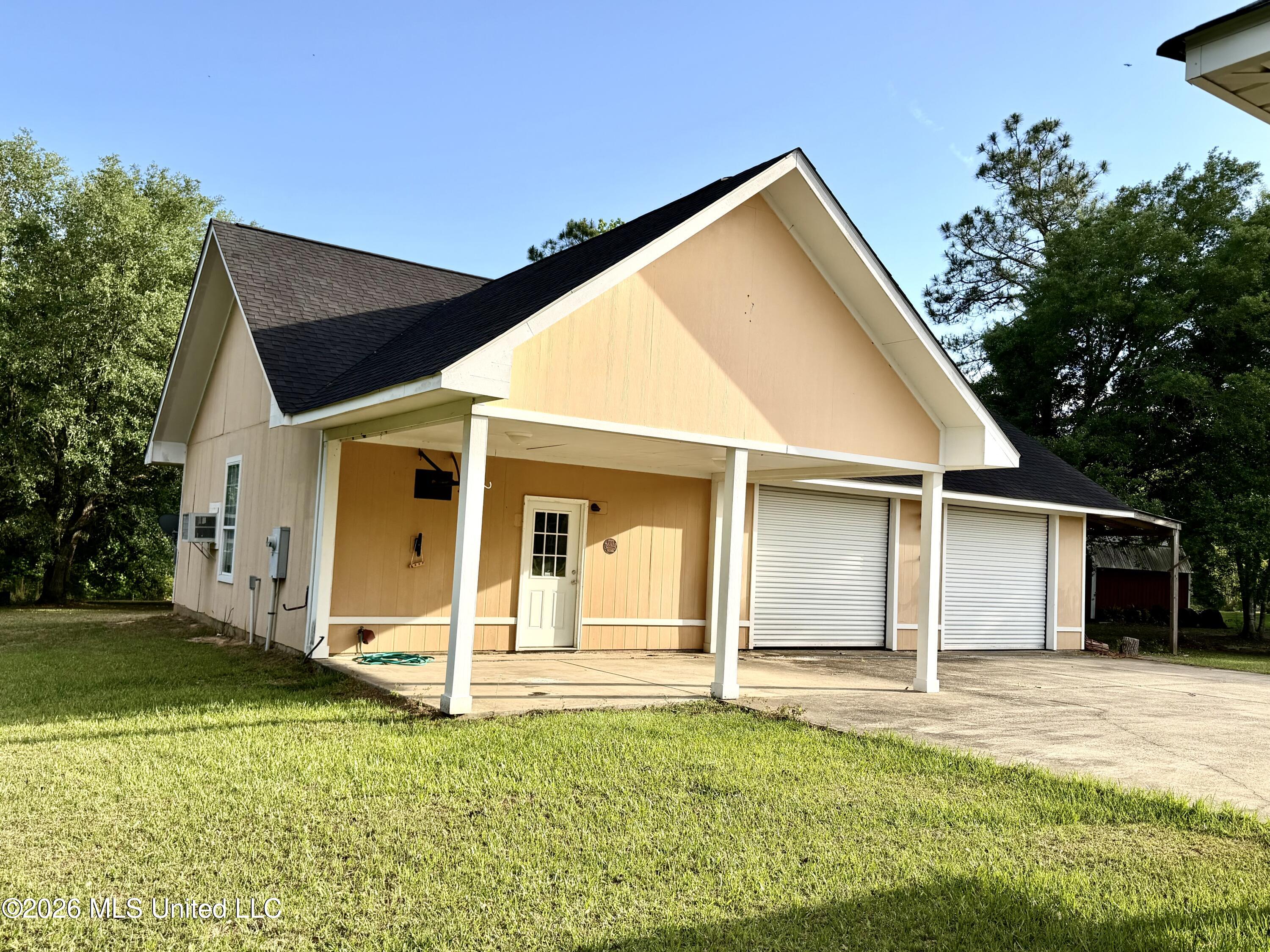 6902 Tanner Williams Road Property Photo 5
