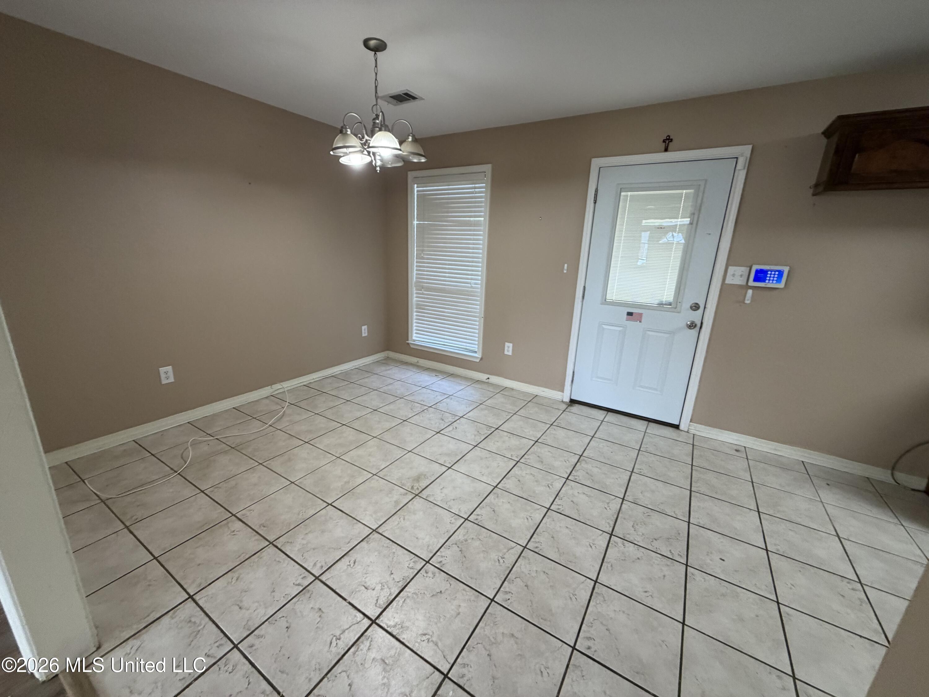 6902 Tanner Williams Road Property Photo 11