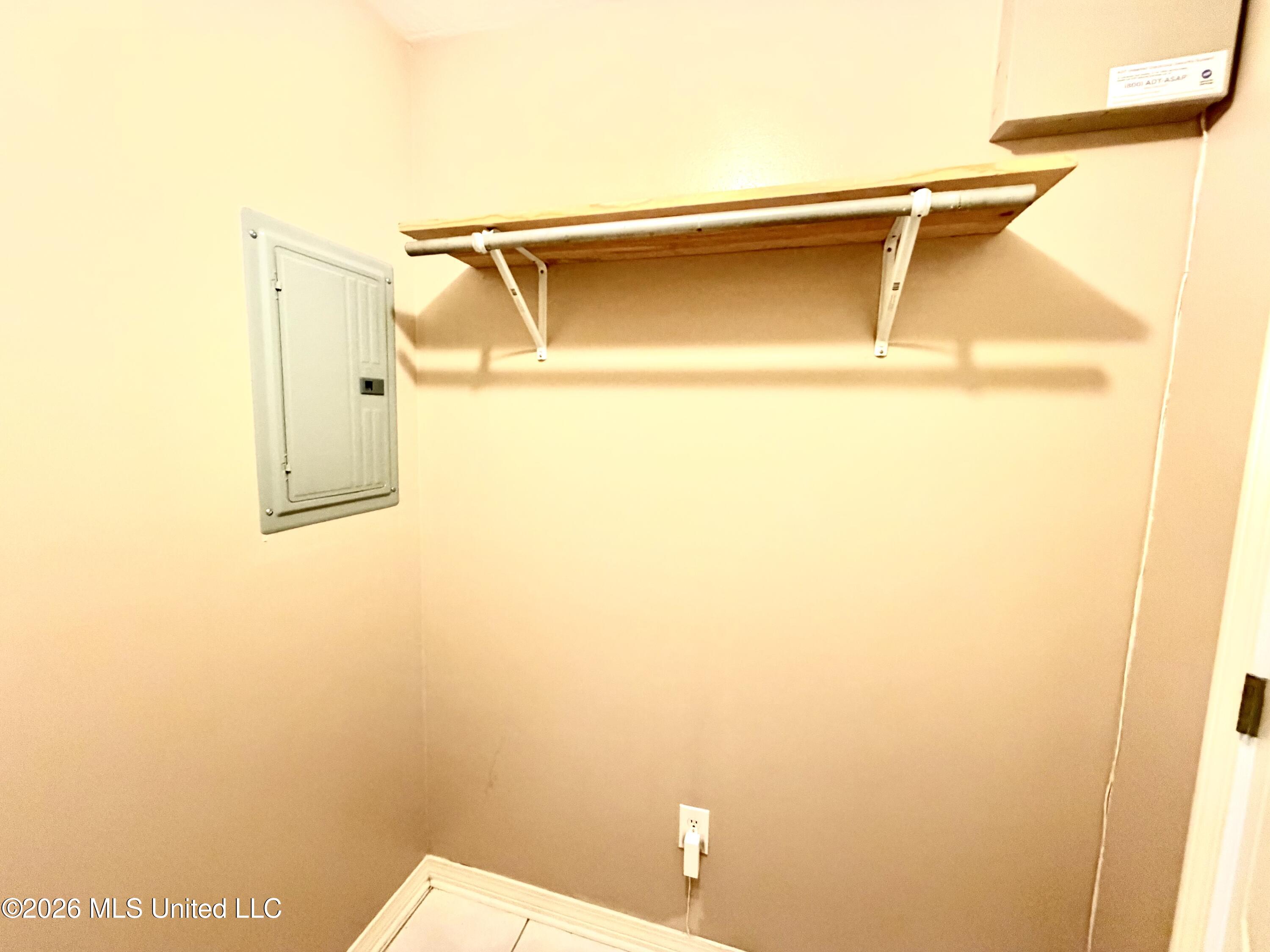 6902 Tanner Williams Road Property Photo 23