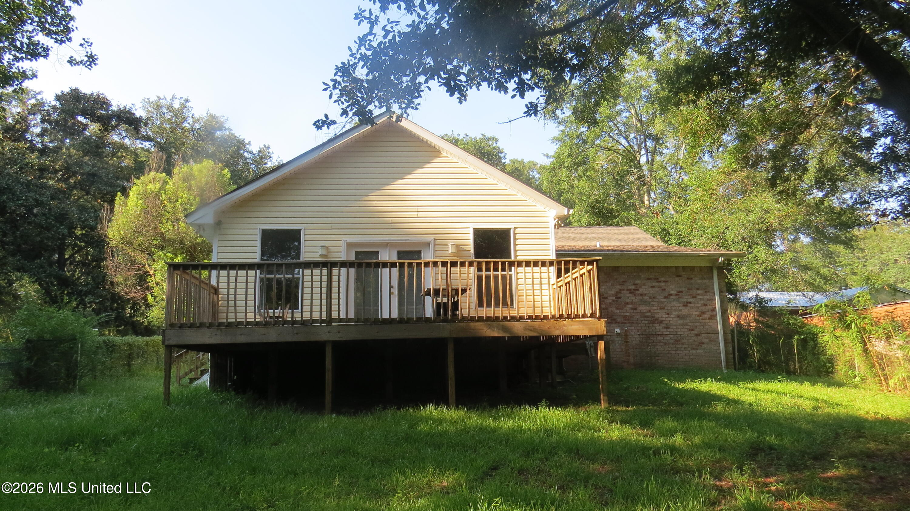 15929 Big Ridge Road Property Photo 3
