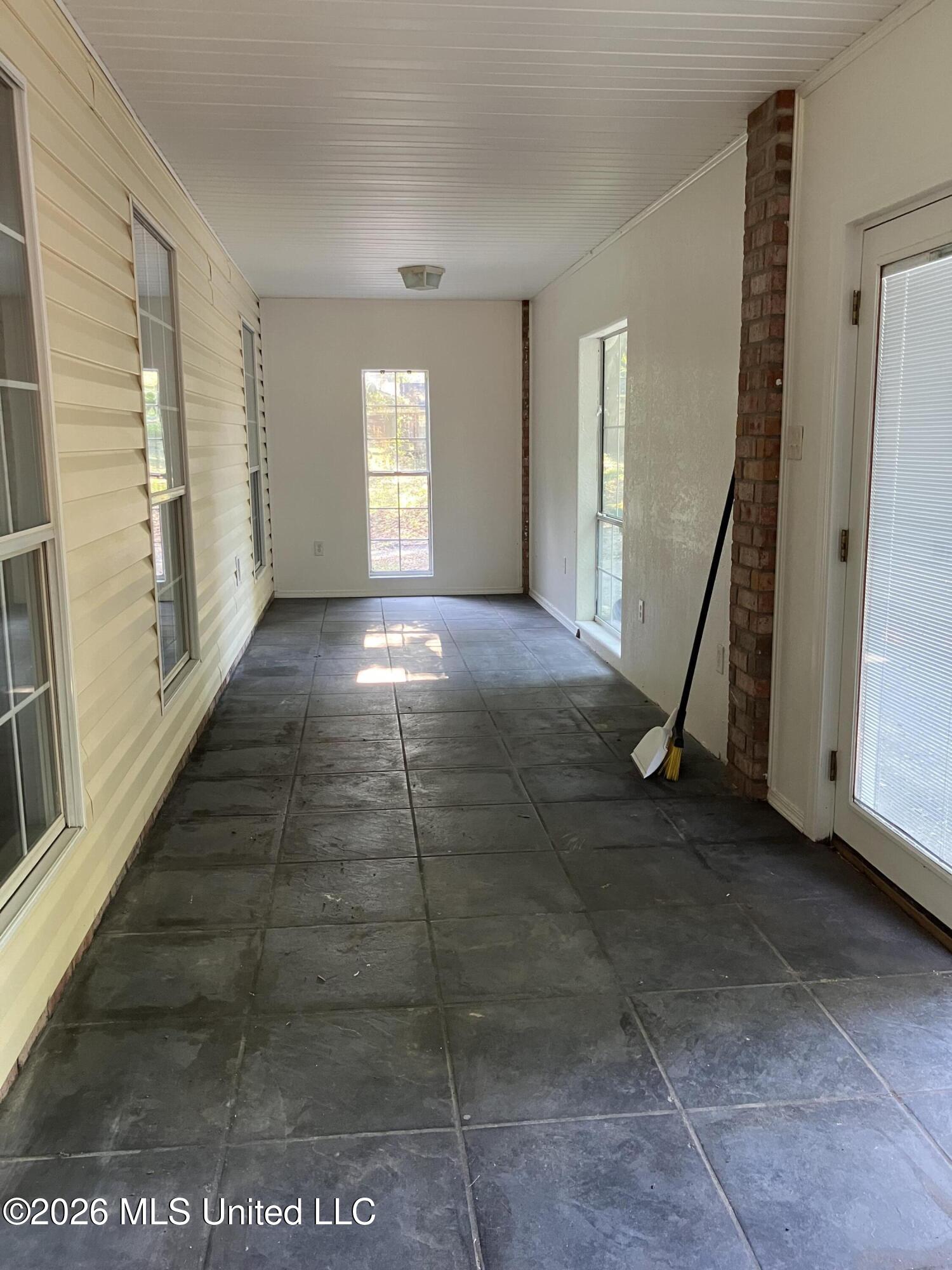 15929 Big Ridge Road Property Photo 6
