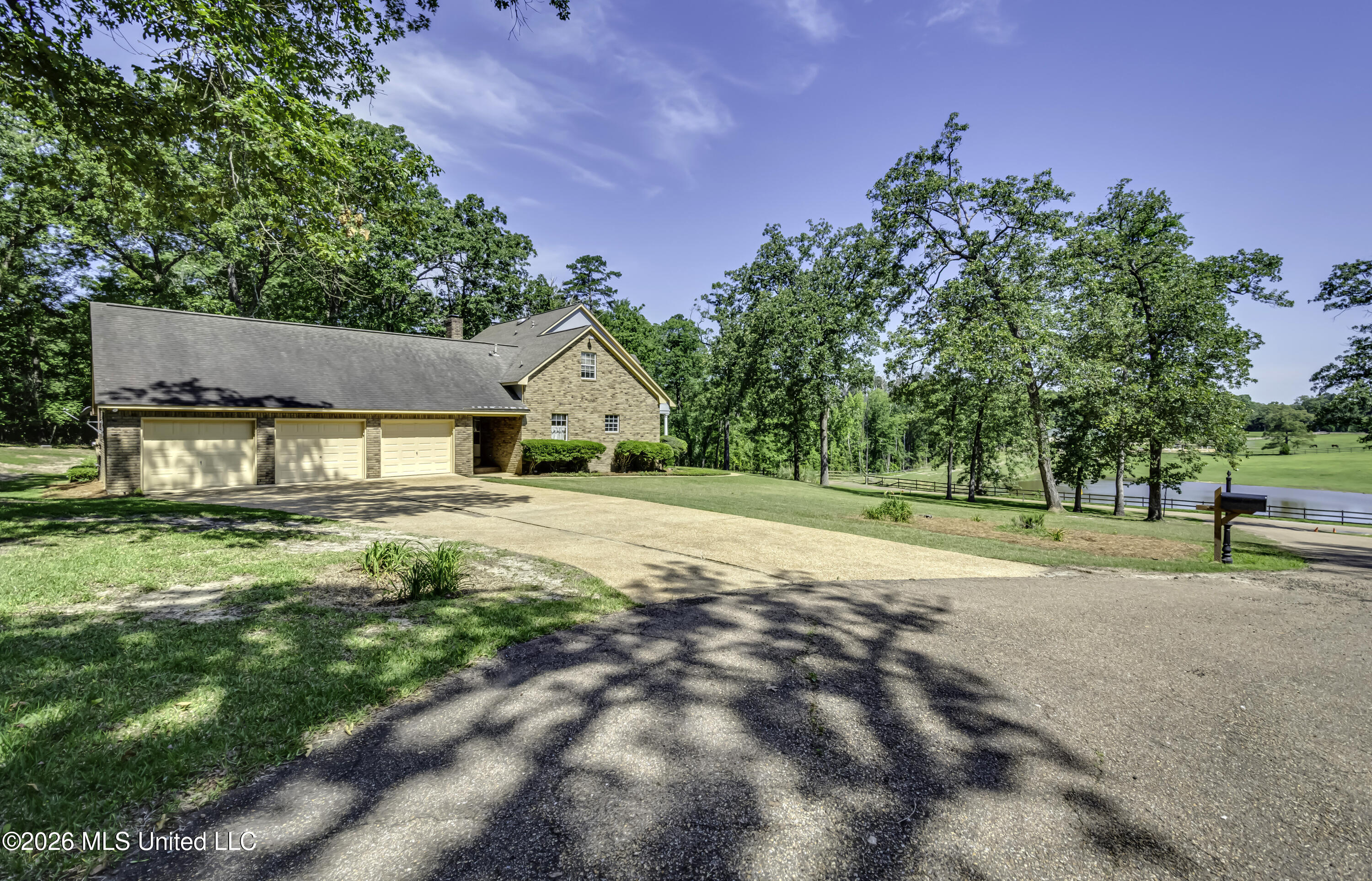 100 Chance Cove Property Photo 10