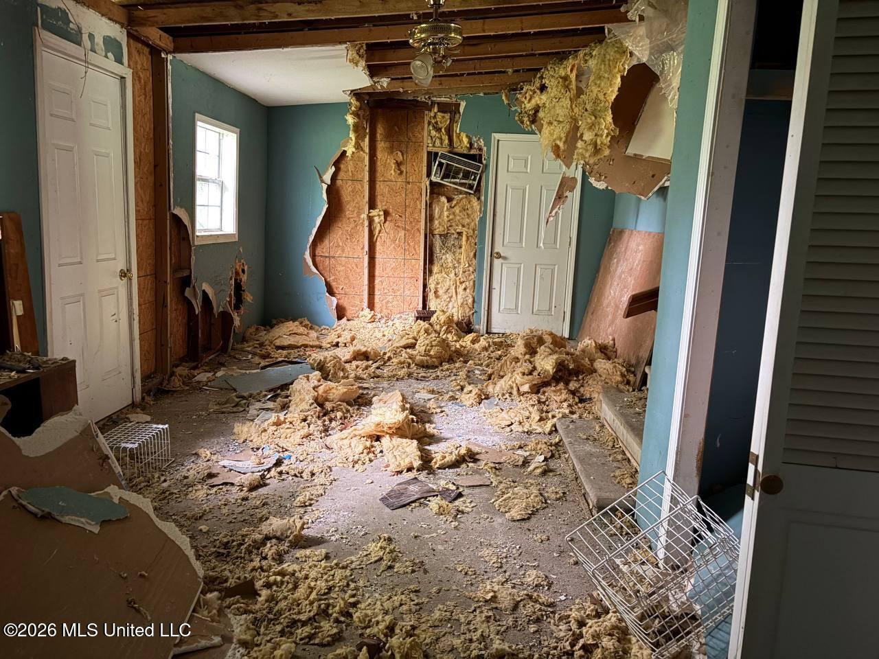422 Powell Street Property Photo 11