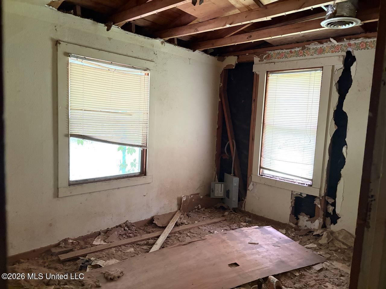 422 Powell Street Property Photo 14