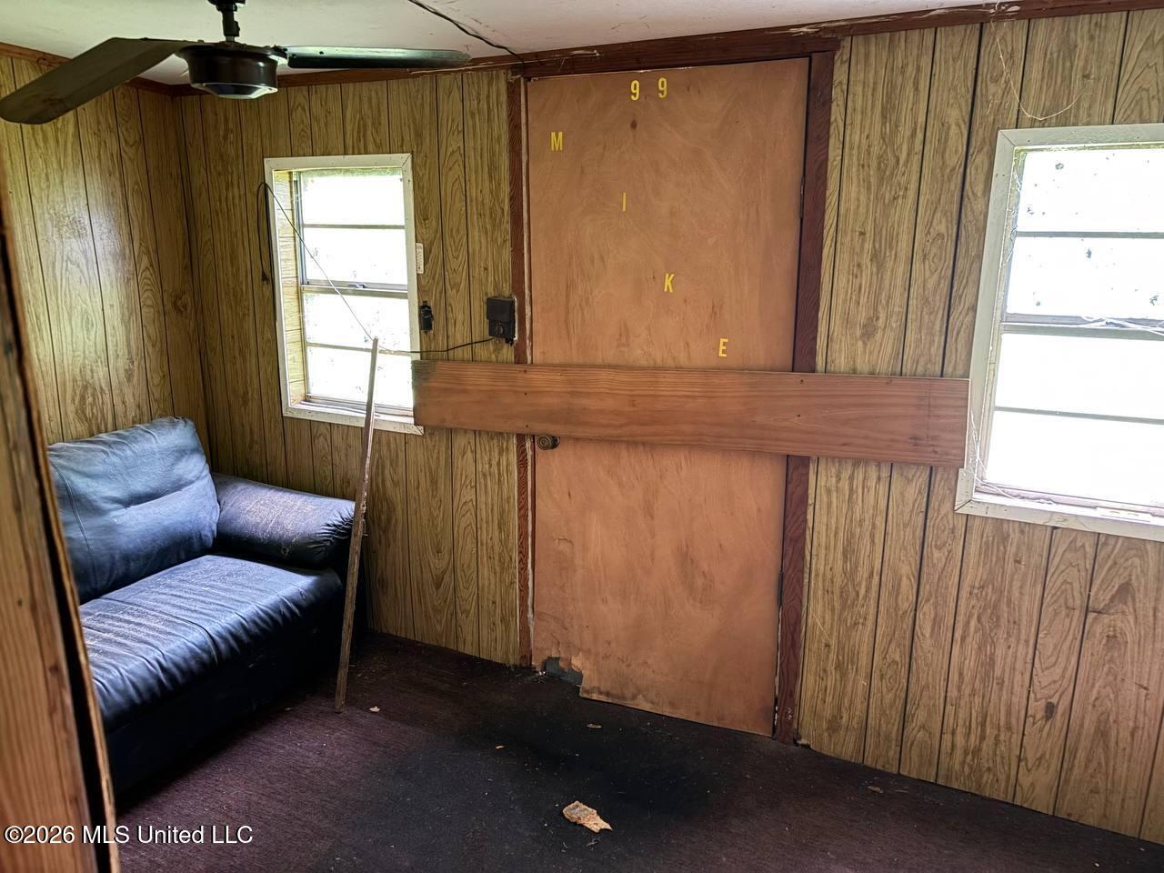 422 Powell Street Property Photo 22