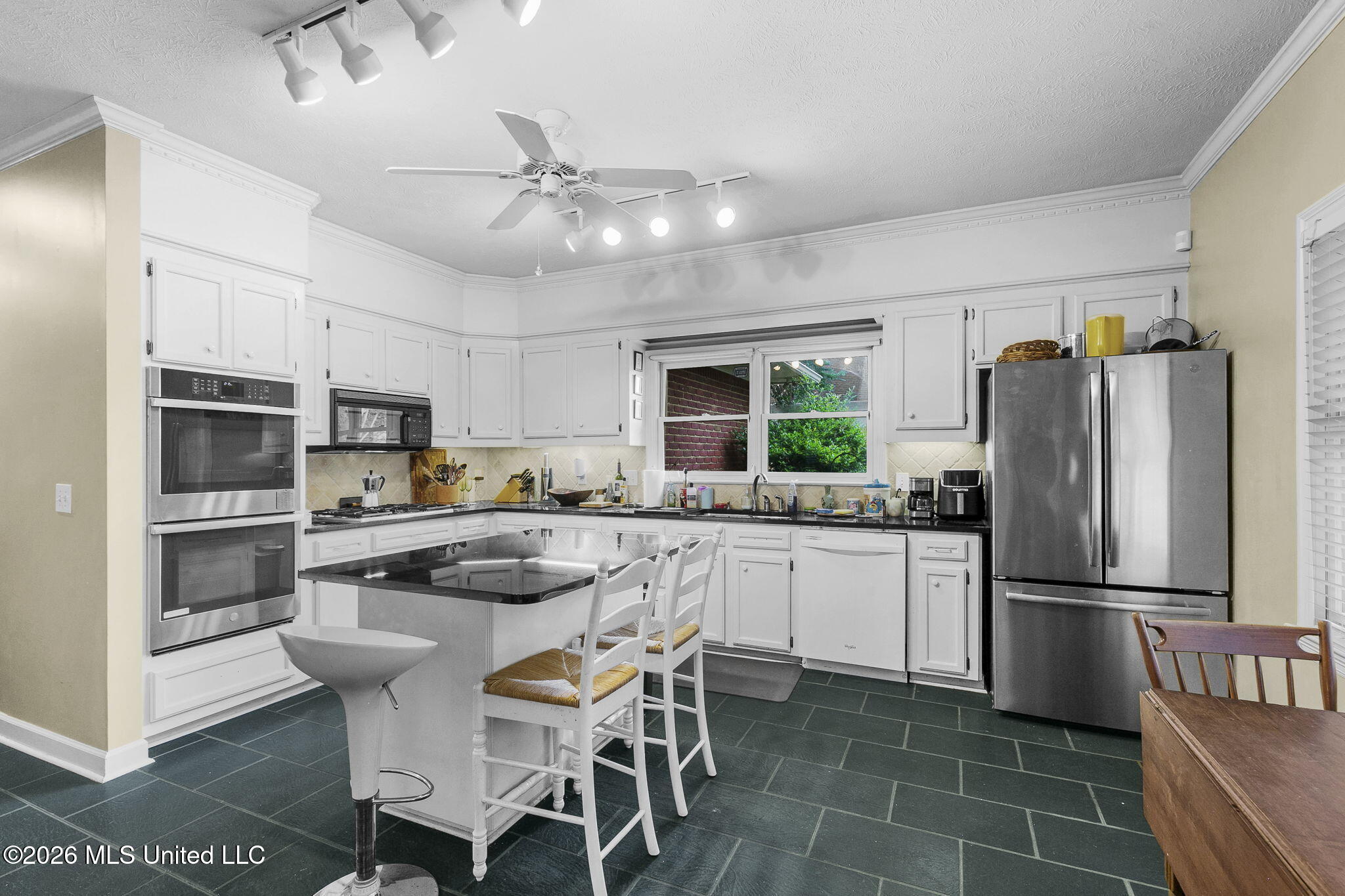 13 Village Green Court Property Photo 12