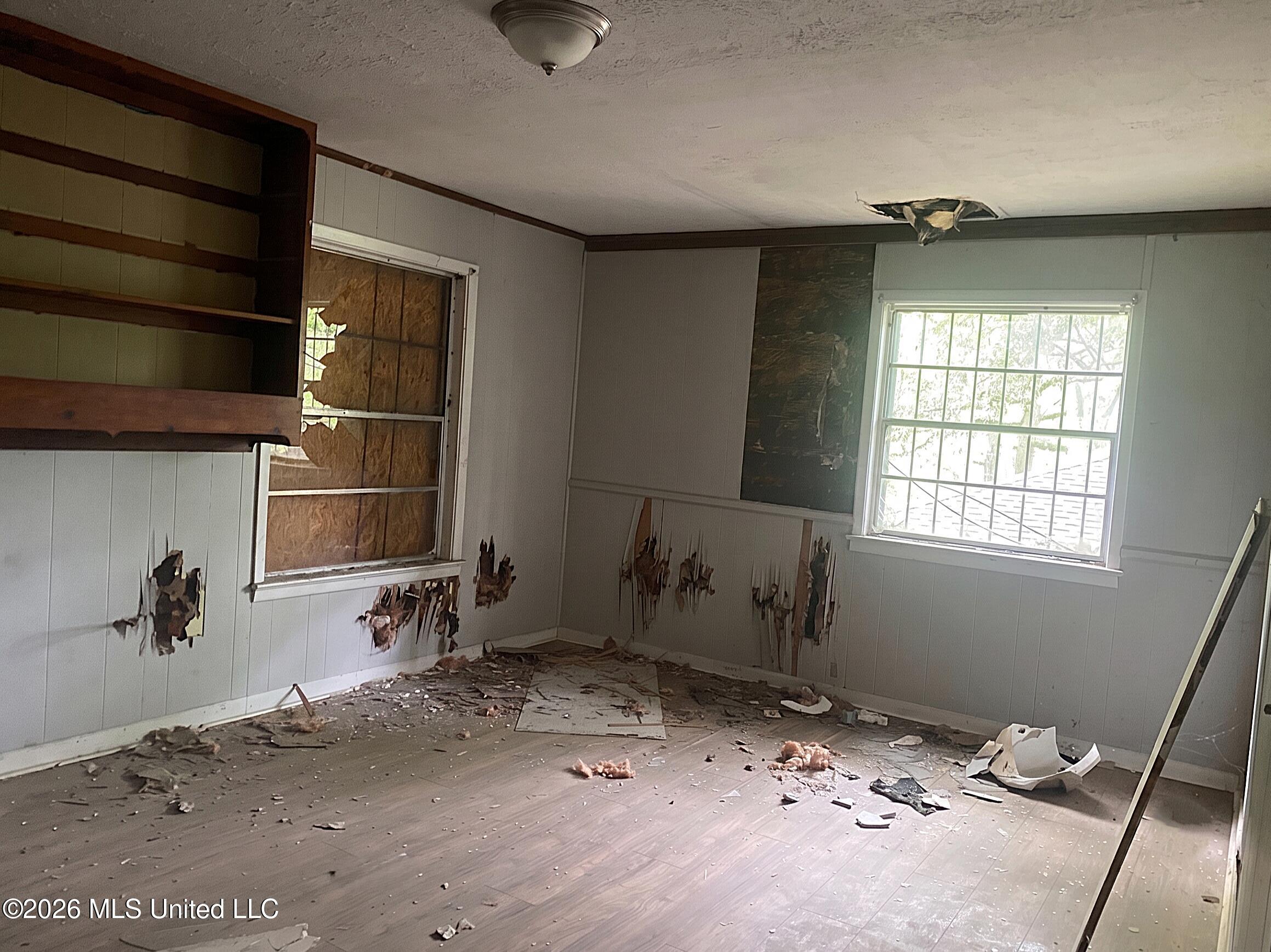 2480 Paden Street Property Photo 5