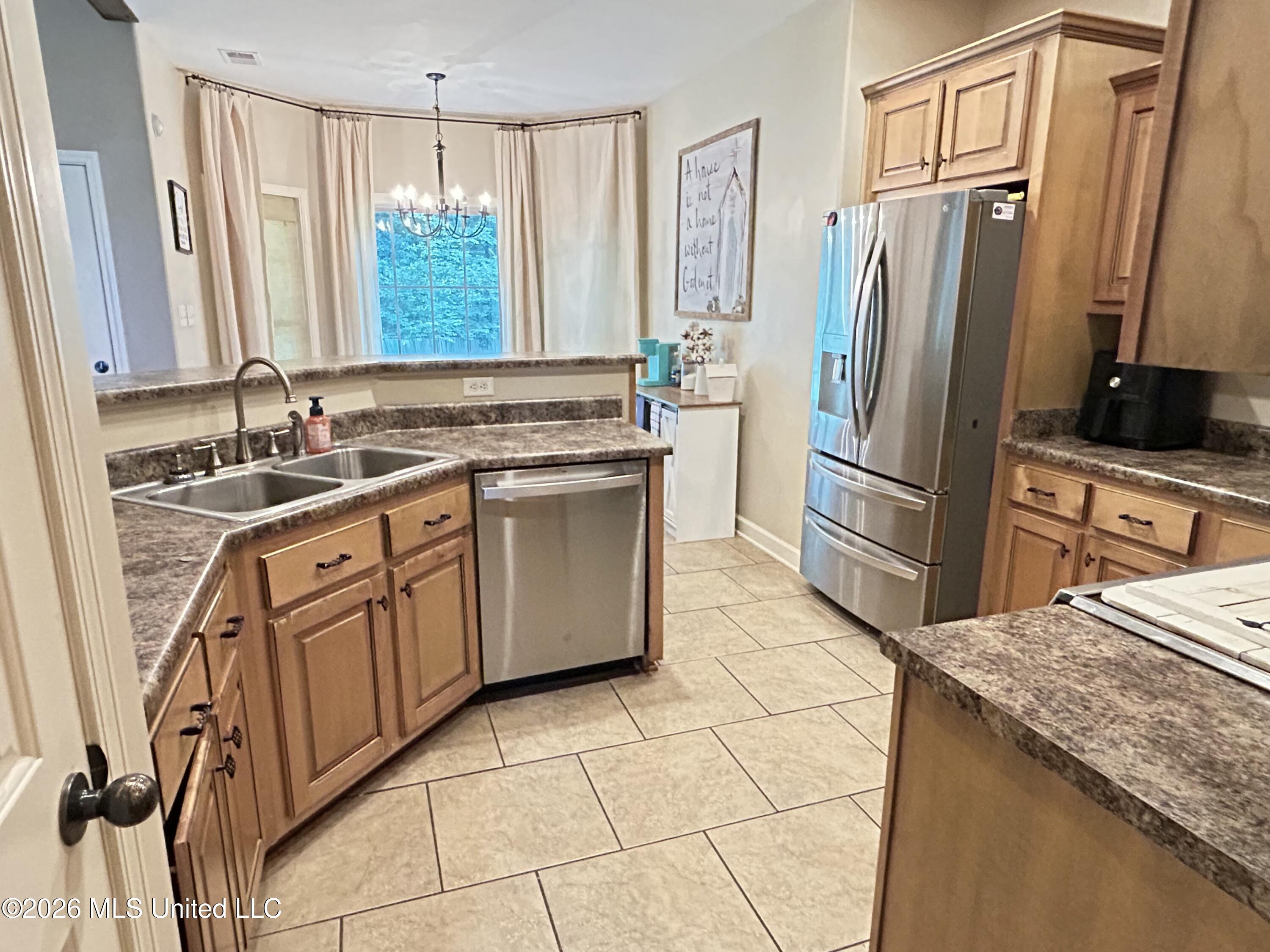 3426 Westwind Drive Property Photo 12