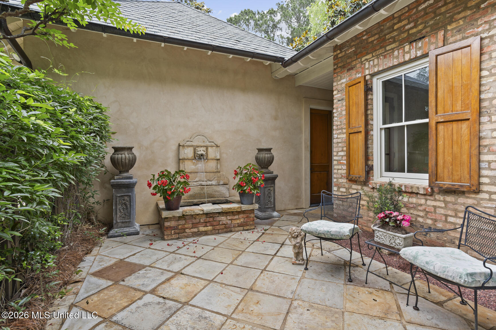 27 Provence Boulevard Property Photo 10