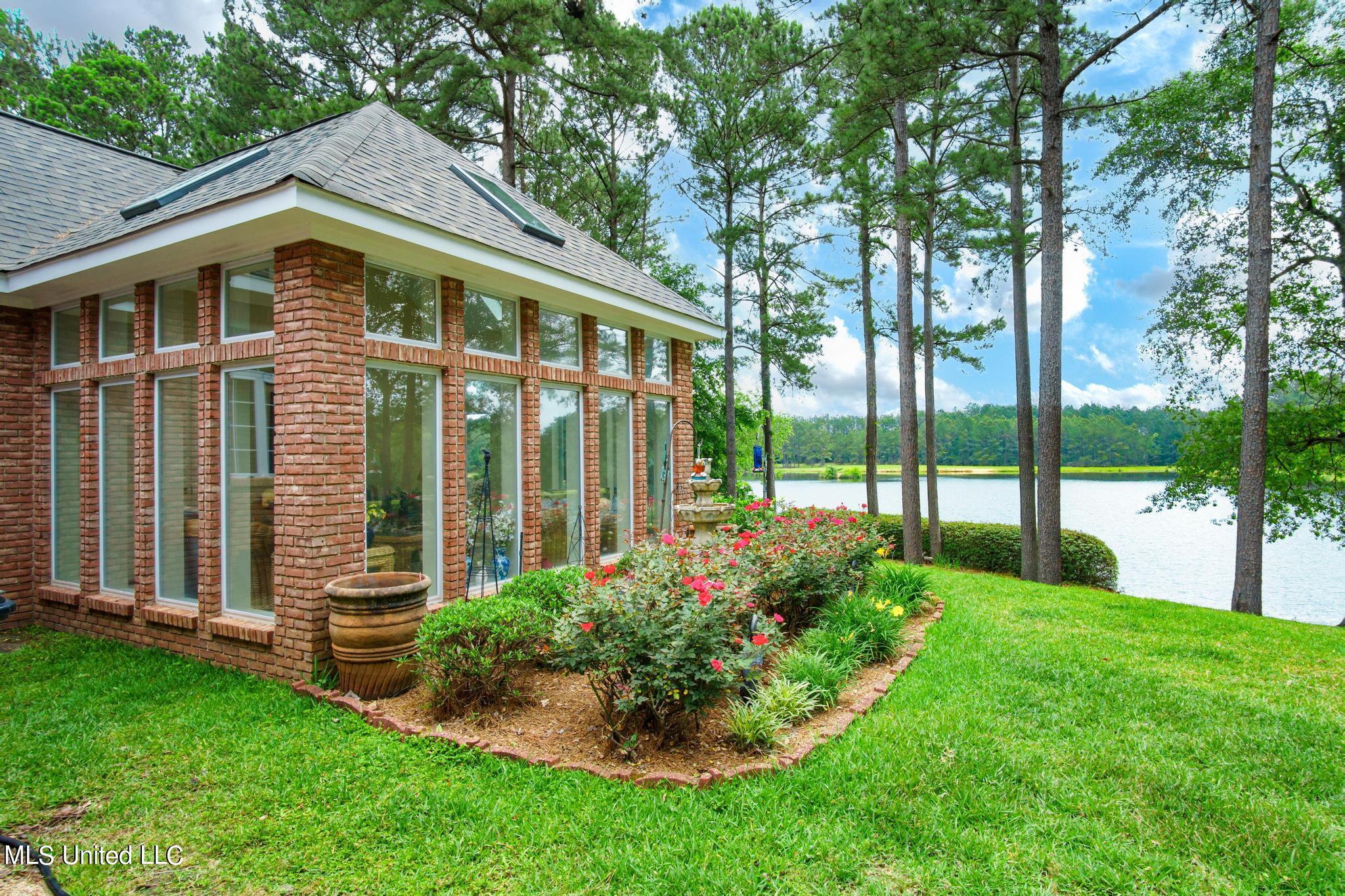 51 Spencer Cove Property Photo 39