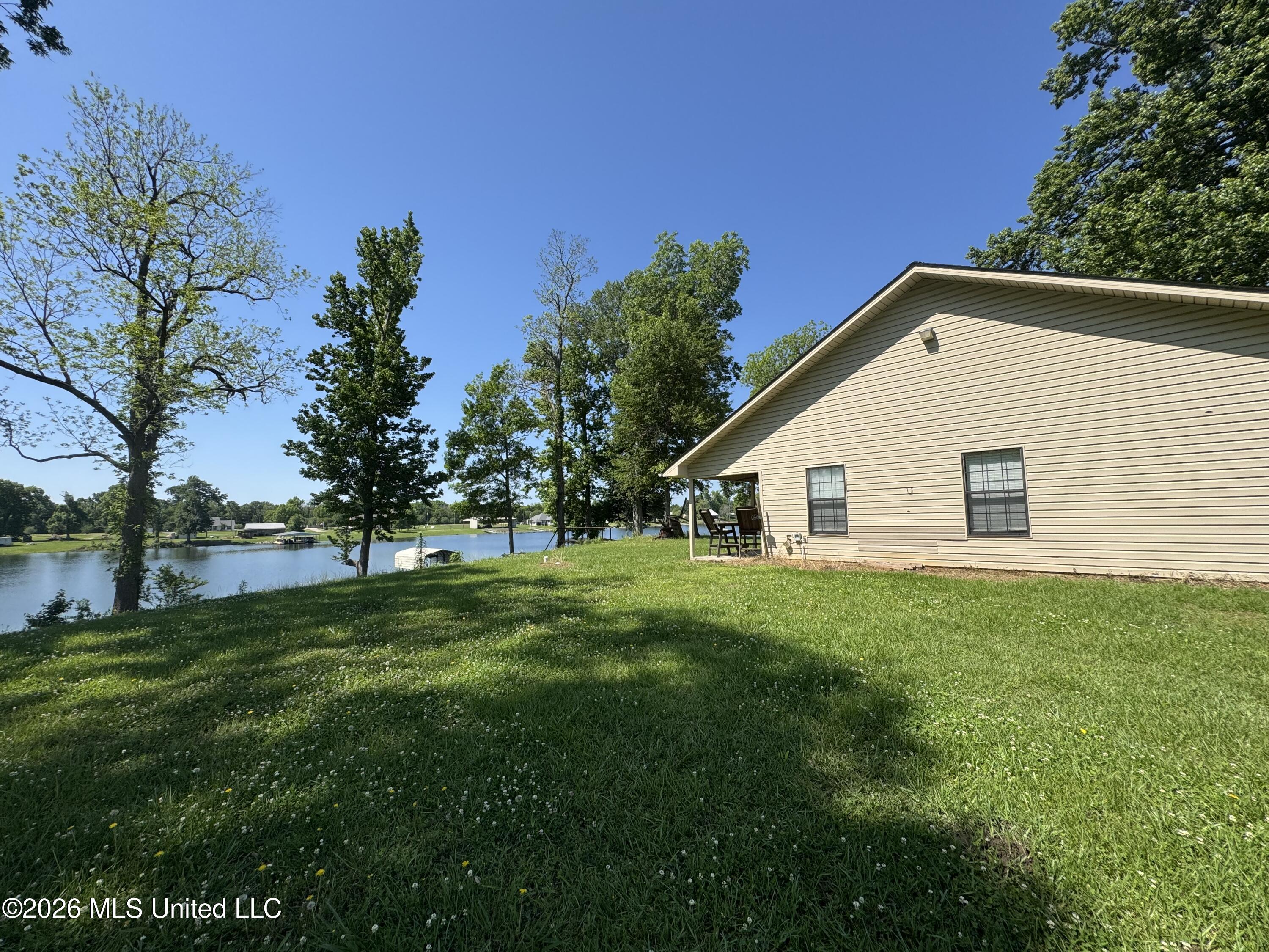 1727 Church Road Property Photo 3