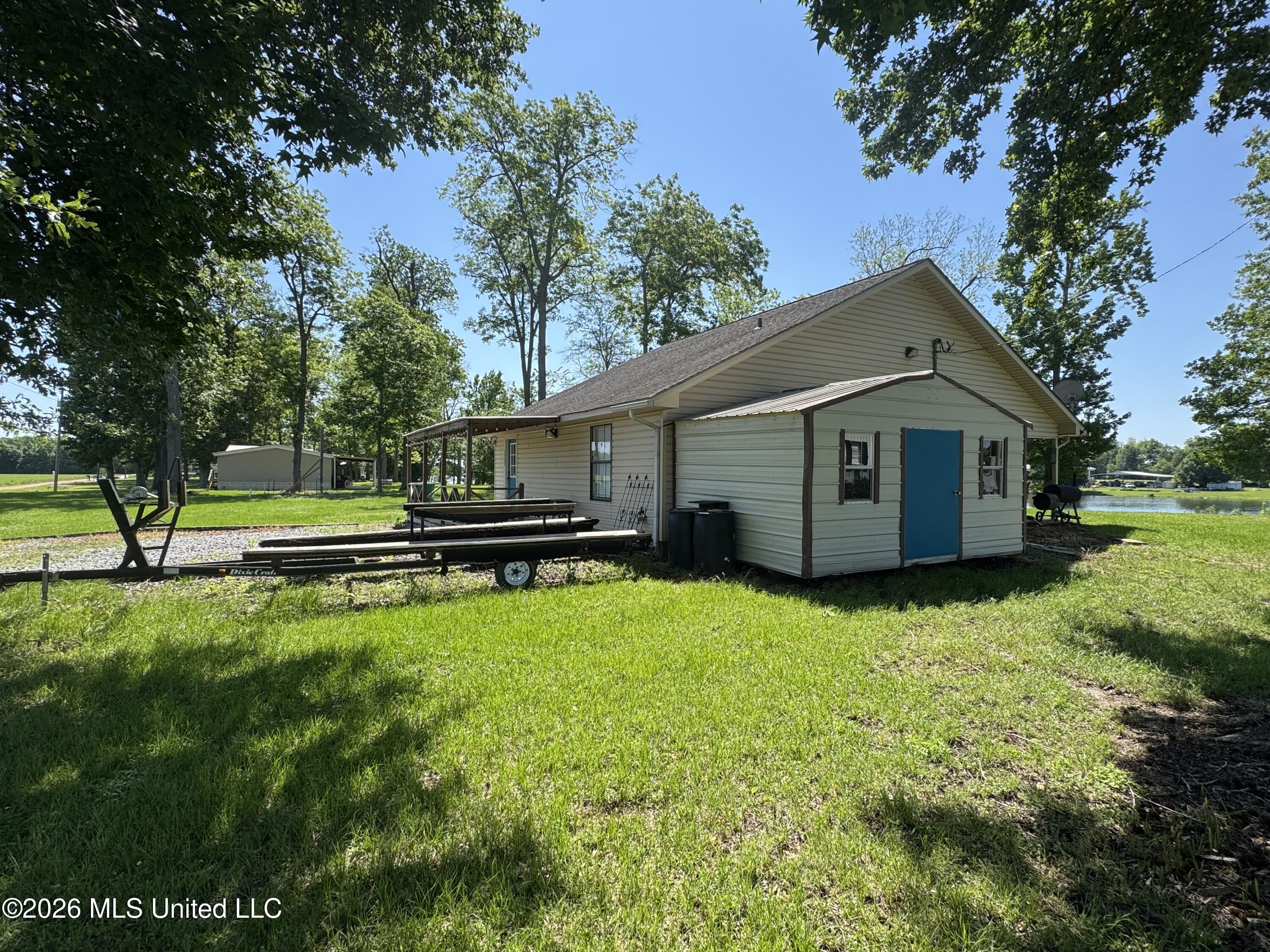 1727 Church Road Property Photo 7