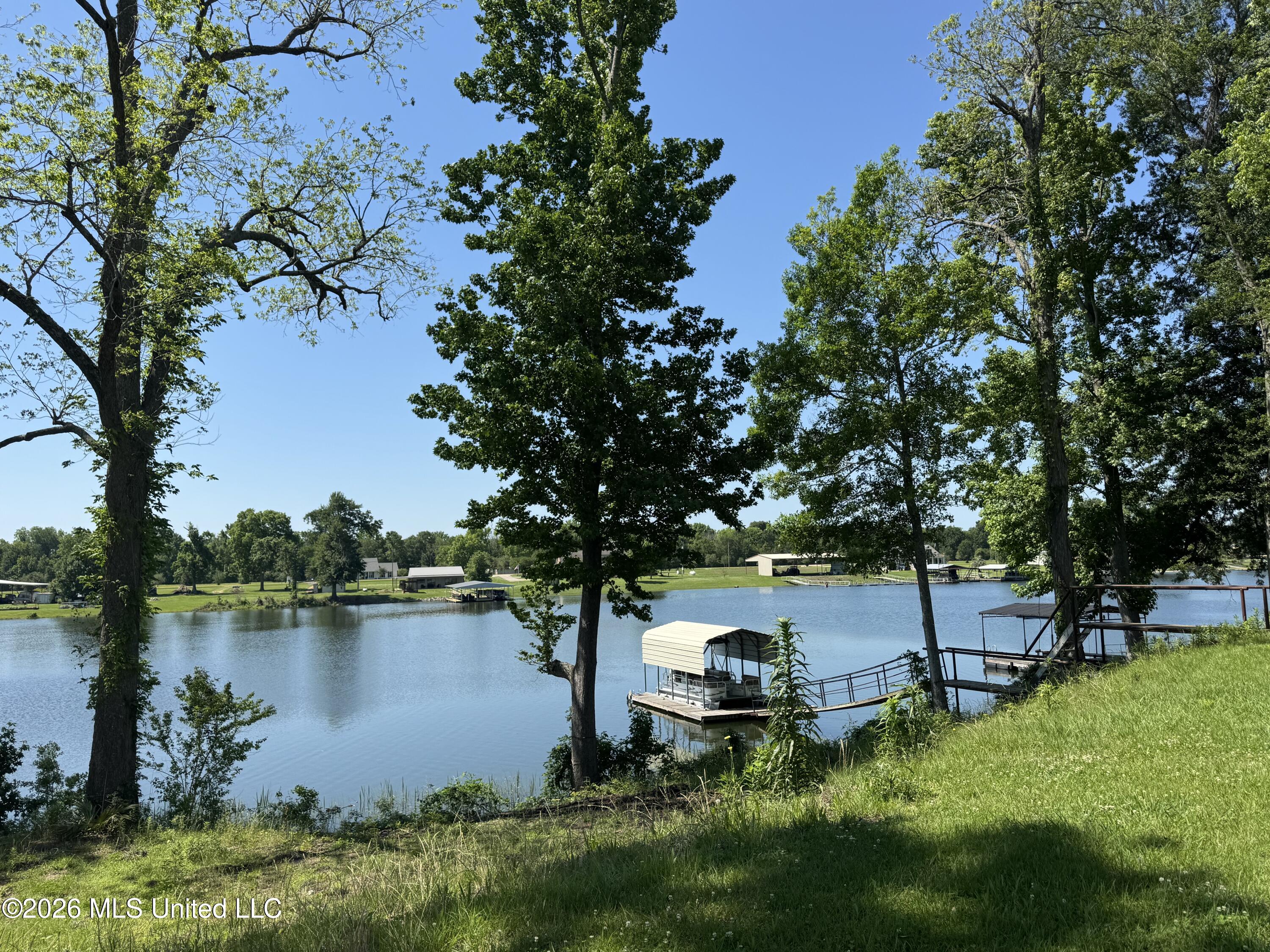 1727 Church Road Property Photo 8