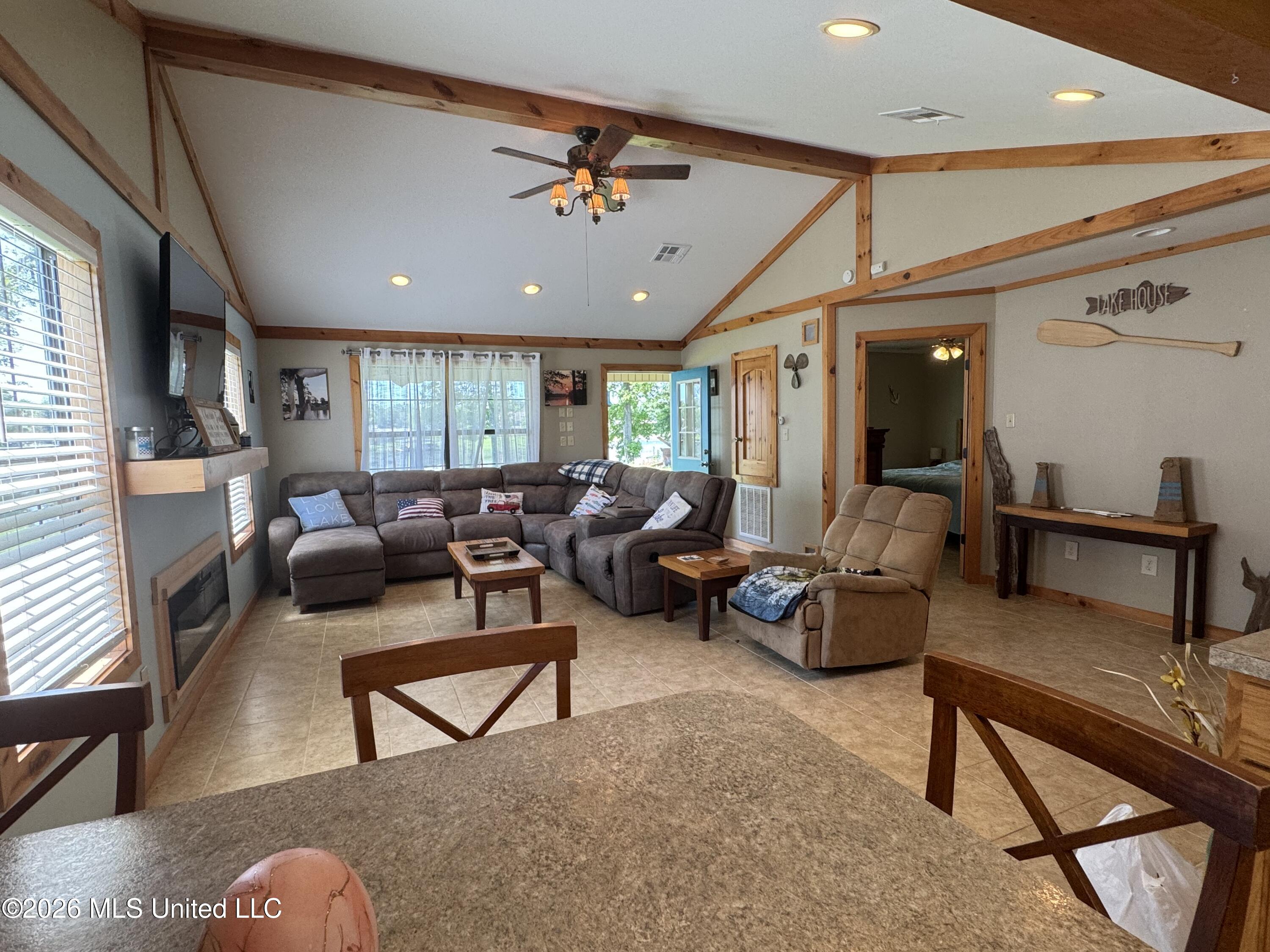 1727 Church Road Property Photo 14