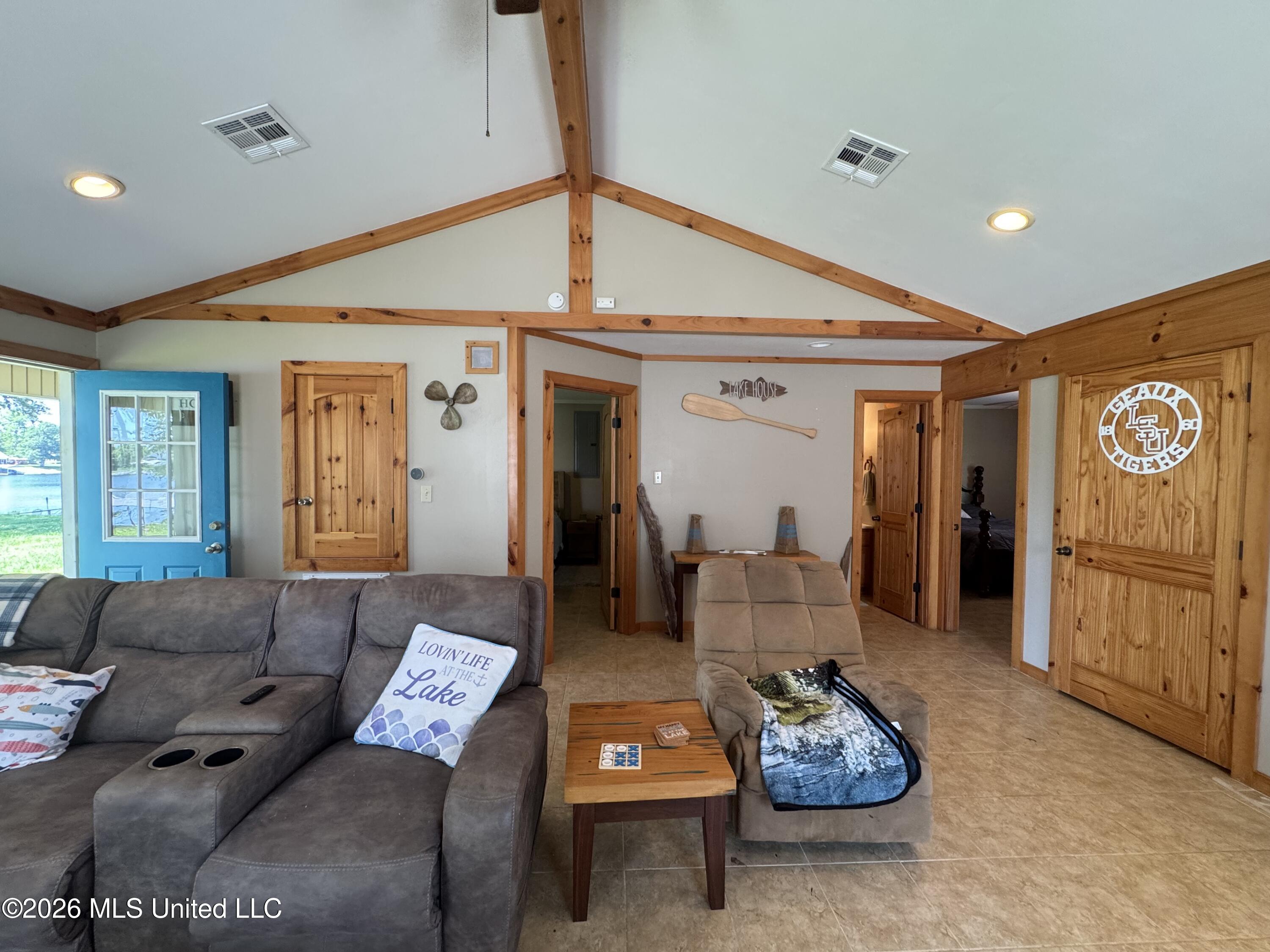 1727 Church Road Property Photo 16