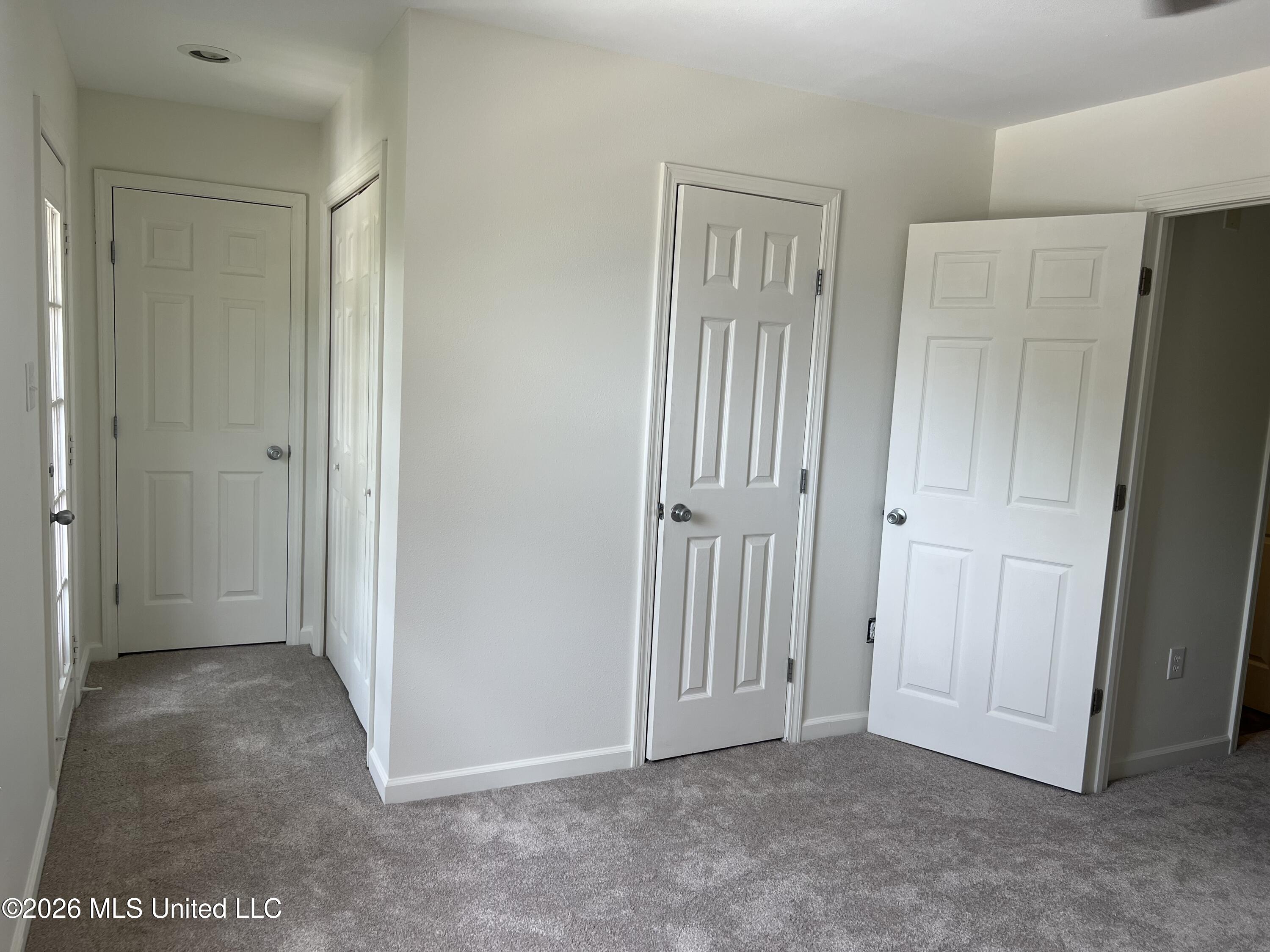 495 Popps Ferry Road Property Photo 13