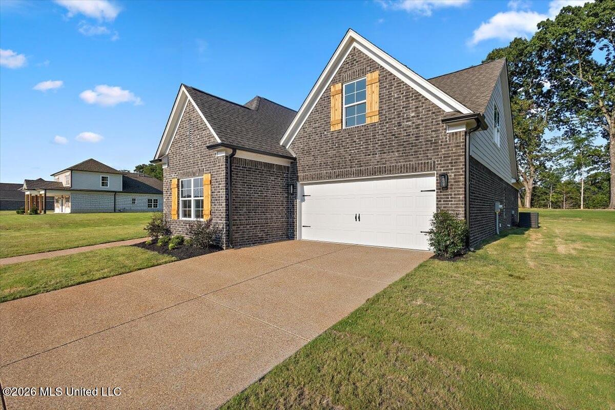 5636 Shiloh Lane Property Photo 3