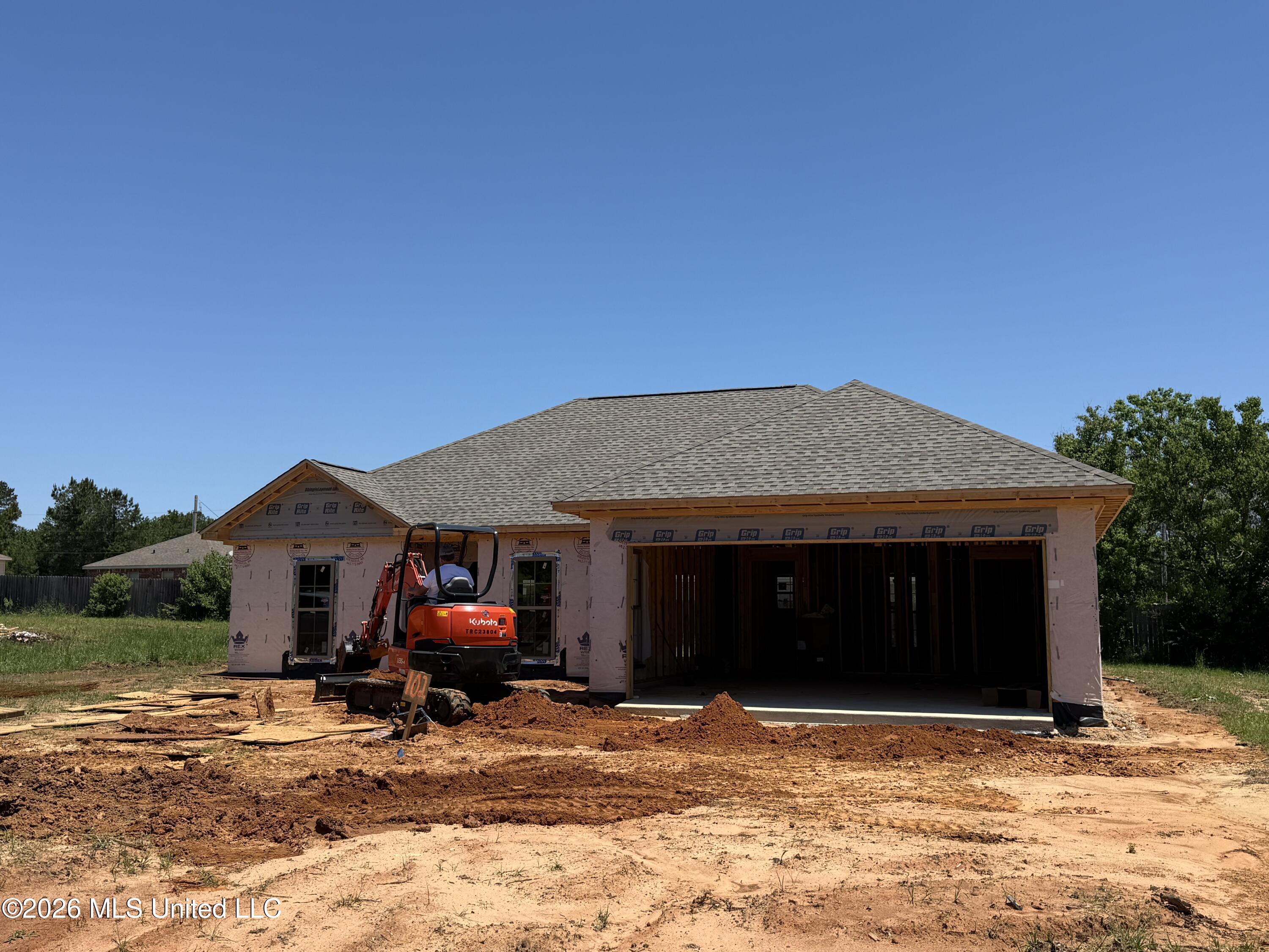 102 Chessie Lane Property Photo 1