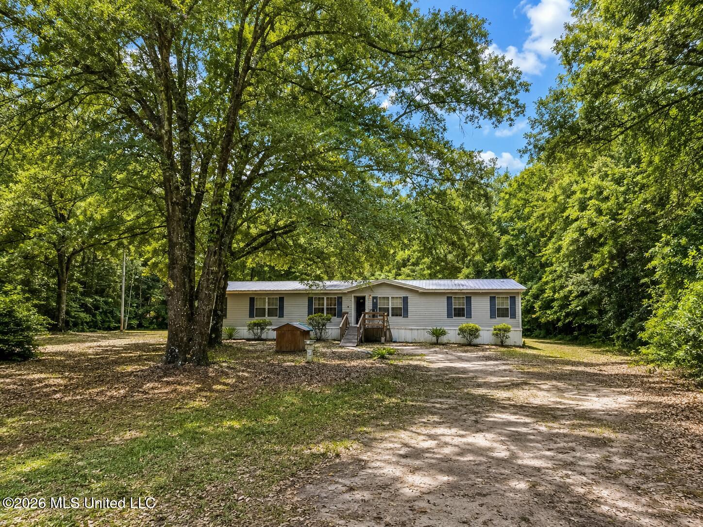 15159 Sara Lane Property Photo 2