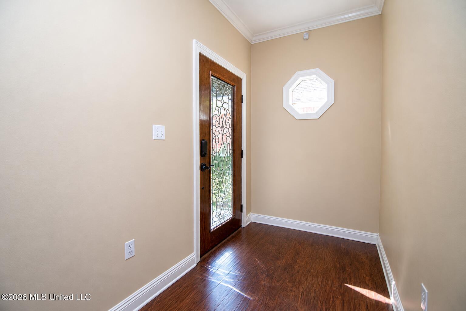 10 Moss Point Road Property Photo 10