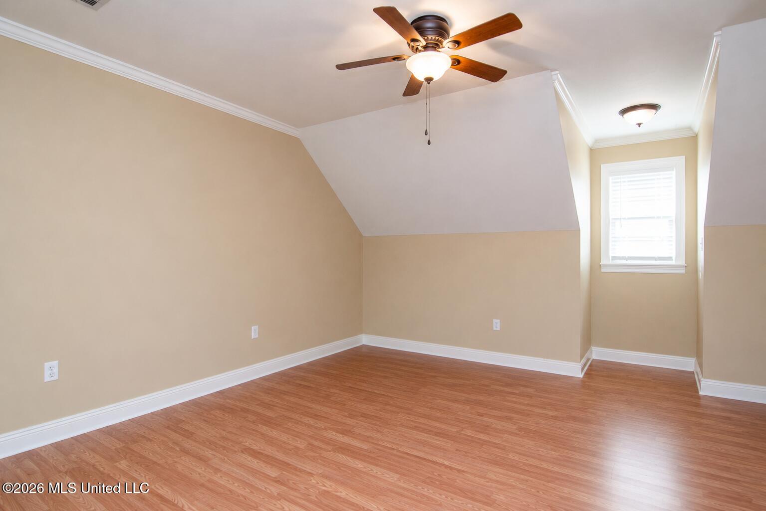 10 Moss Point Road Property Photo 26