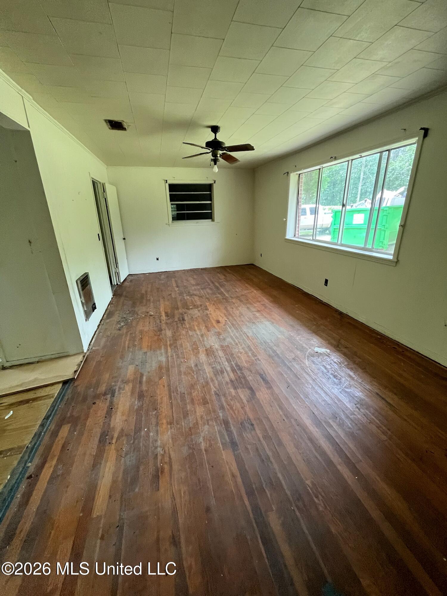 1807 Highway 15 Property Photo 12