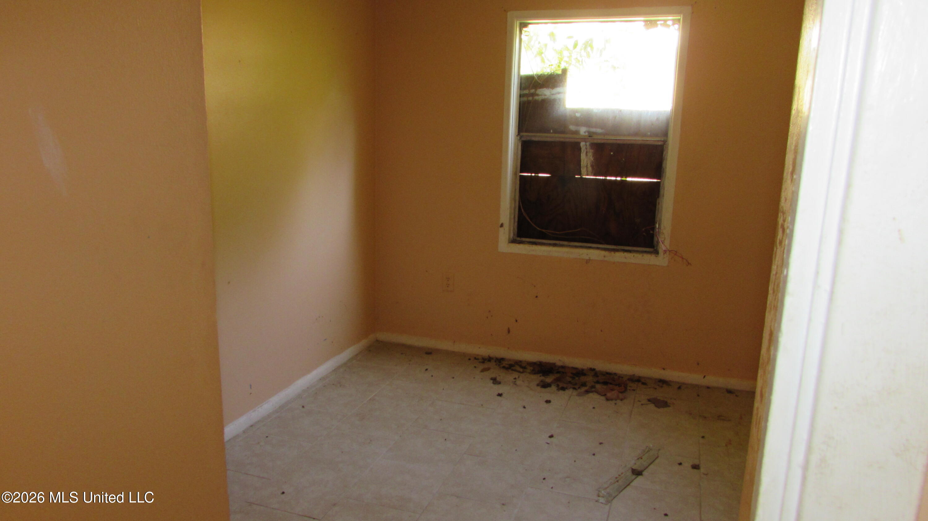 2012 43rd Avenue Property Photo 5